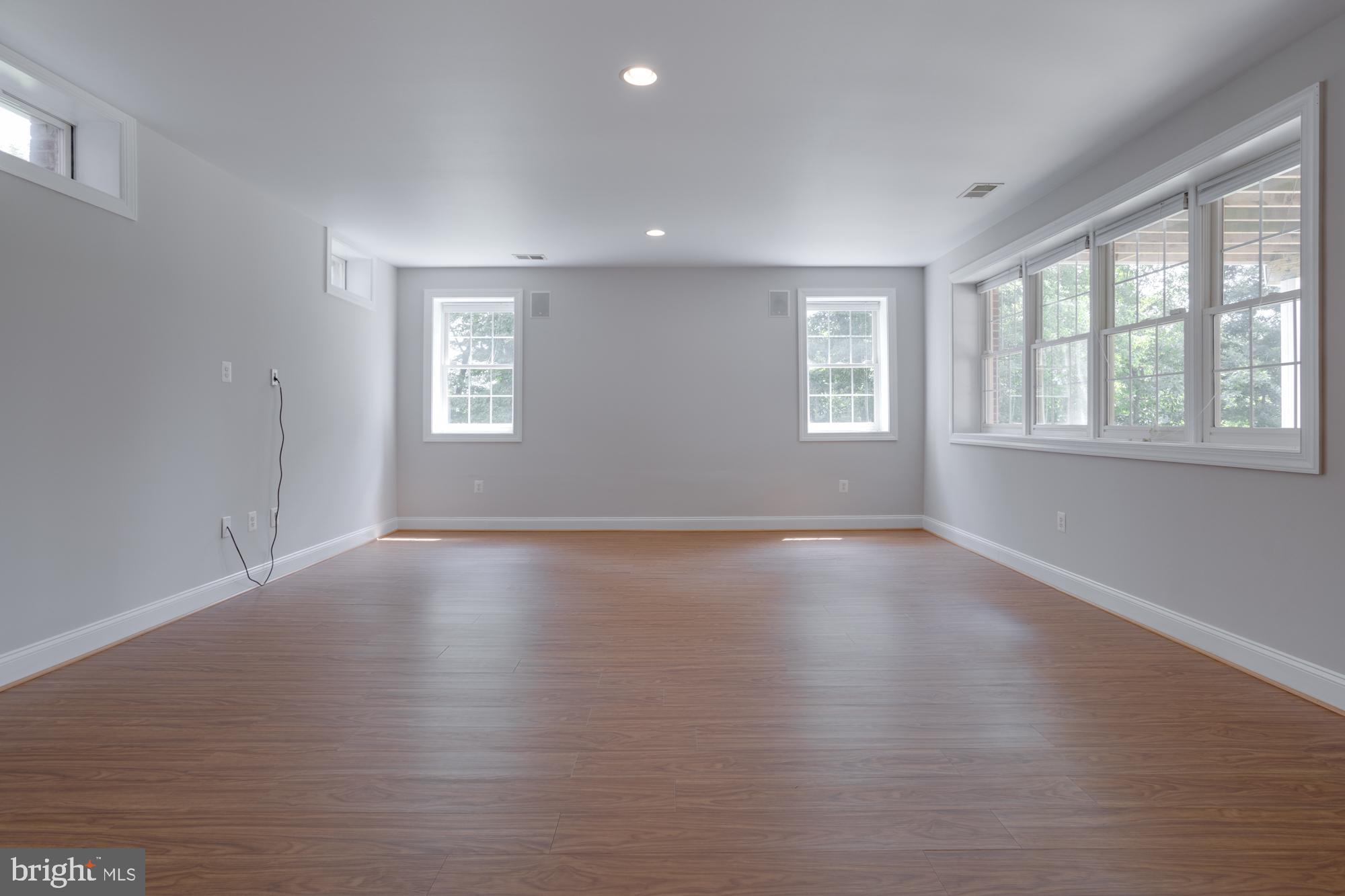 OCCOQUAN OVERLOOK - Residential