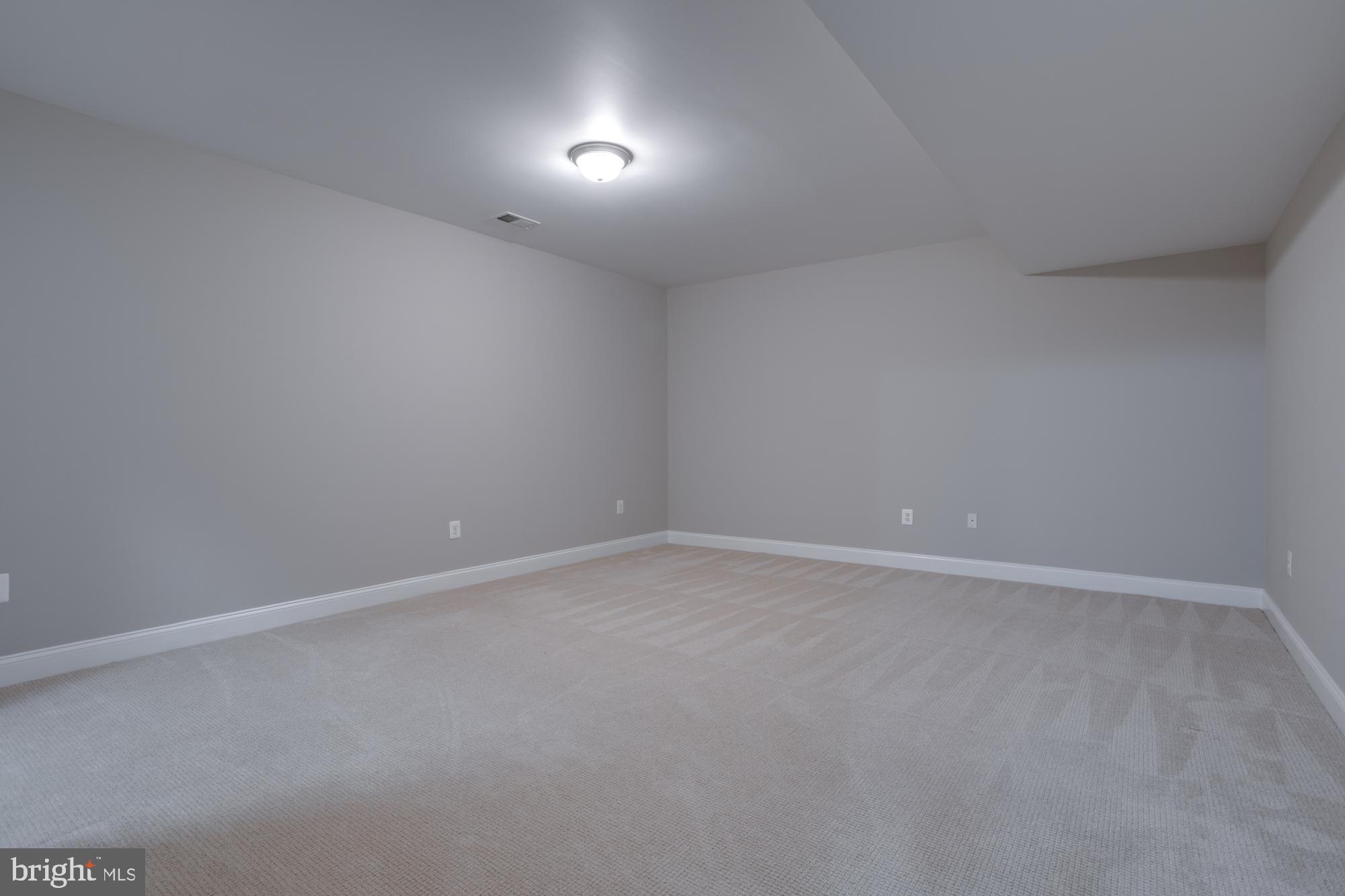 OCCOQUAN OVERLOOK - Residential