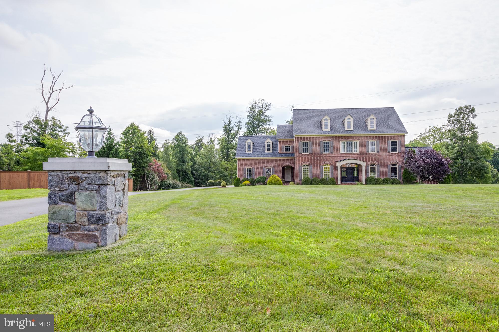 OCCOQUAN OVERLOOK - Residential