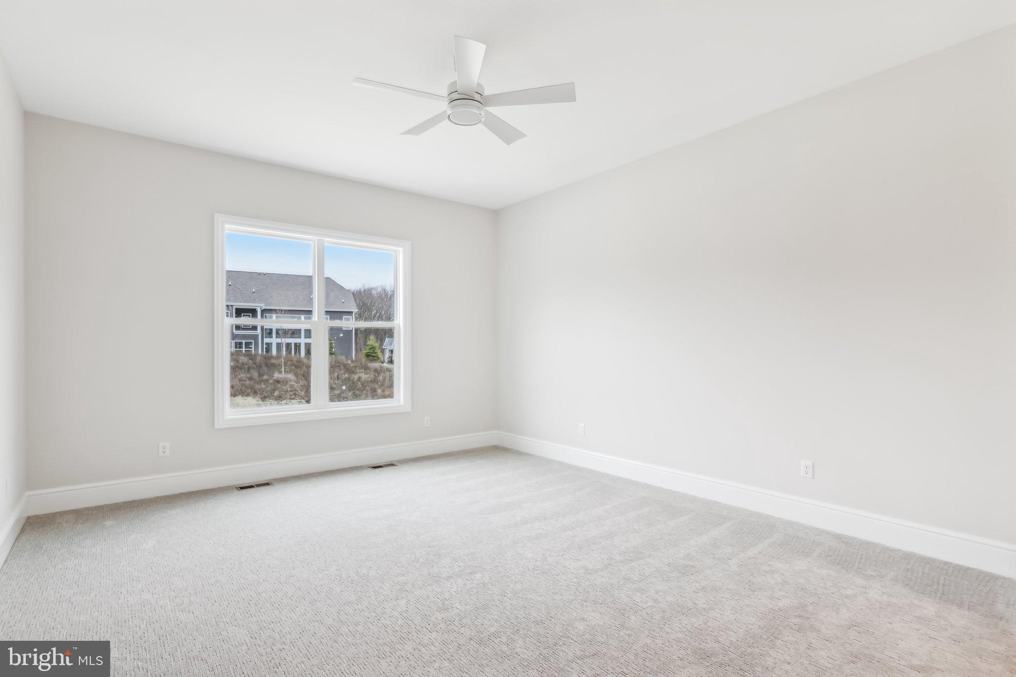 ENCLAVE AT GROVE - Residential