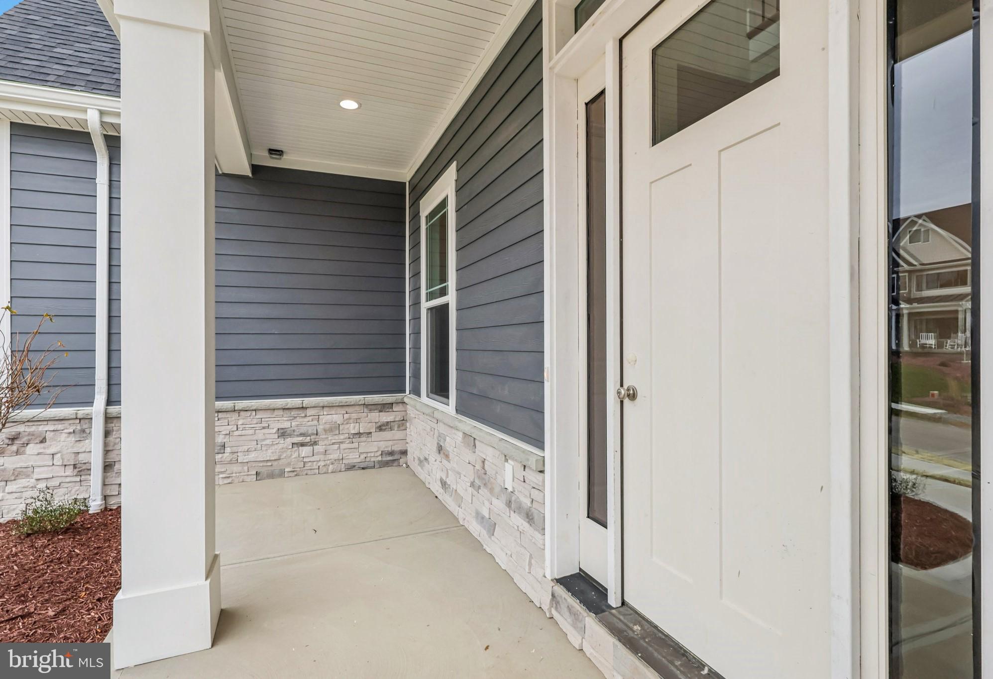 ENCLAVE AT GROVE - Residential