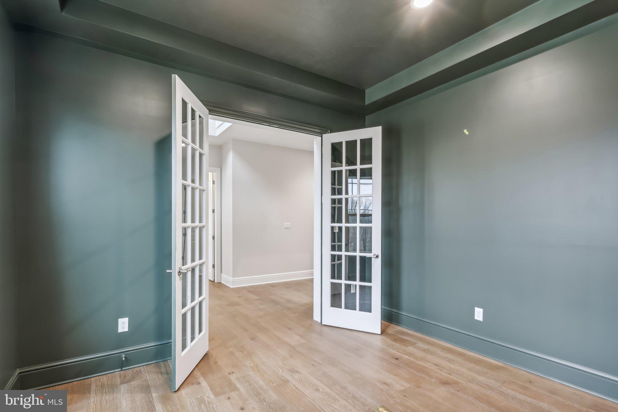 ENCLAVE AT GROVE - Residential