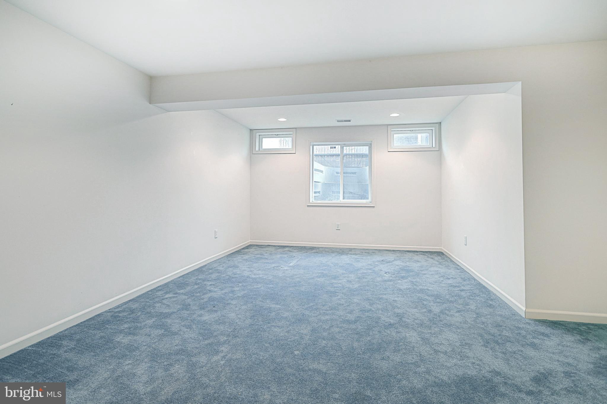 HERITAGE WOODS / REGENTS GLEN - Residential