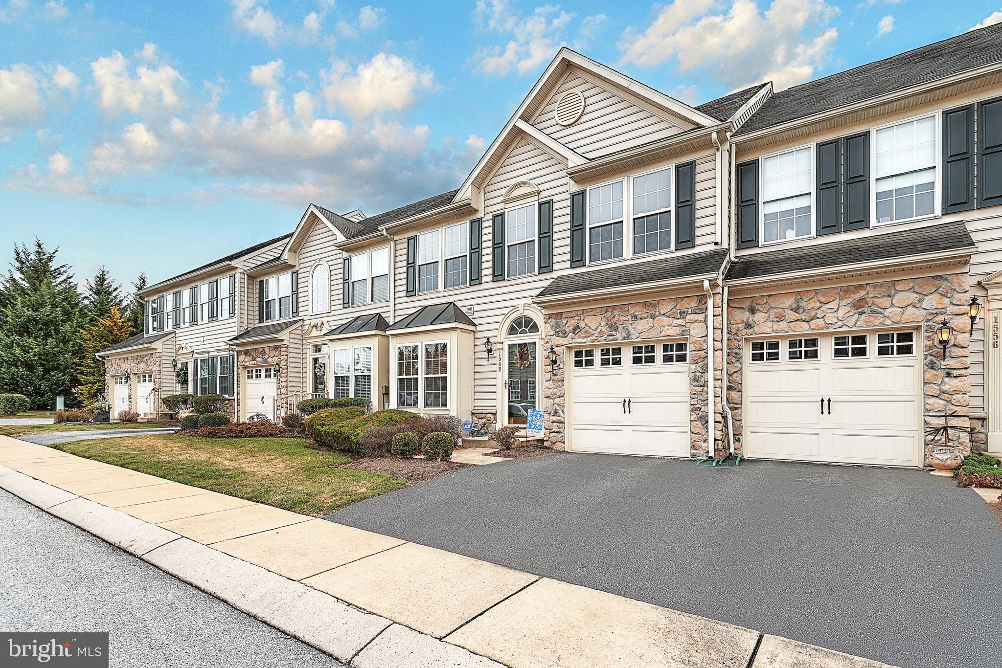 HERITAGE WOODS / REGENTS GLEN - Residential