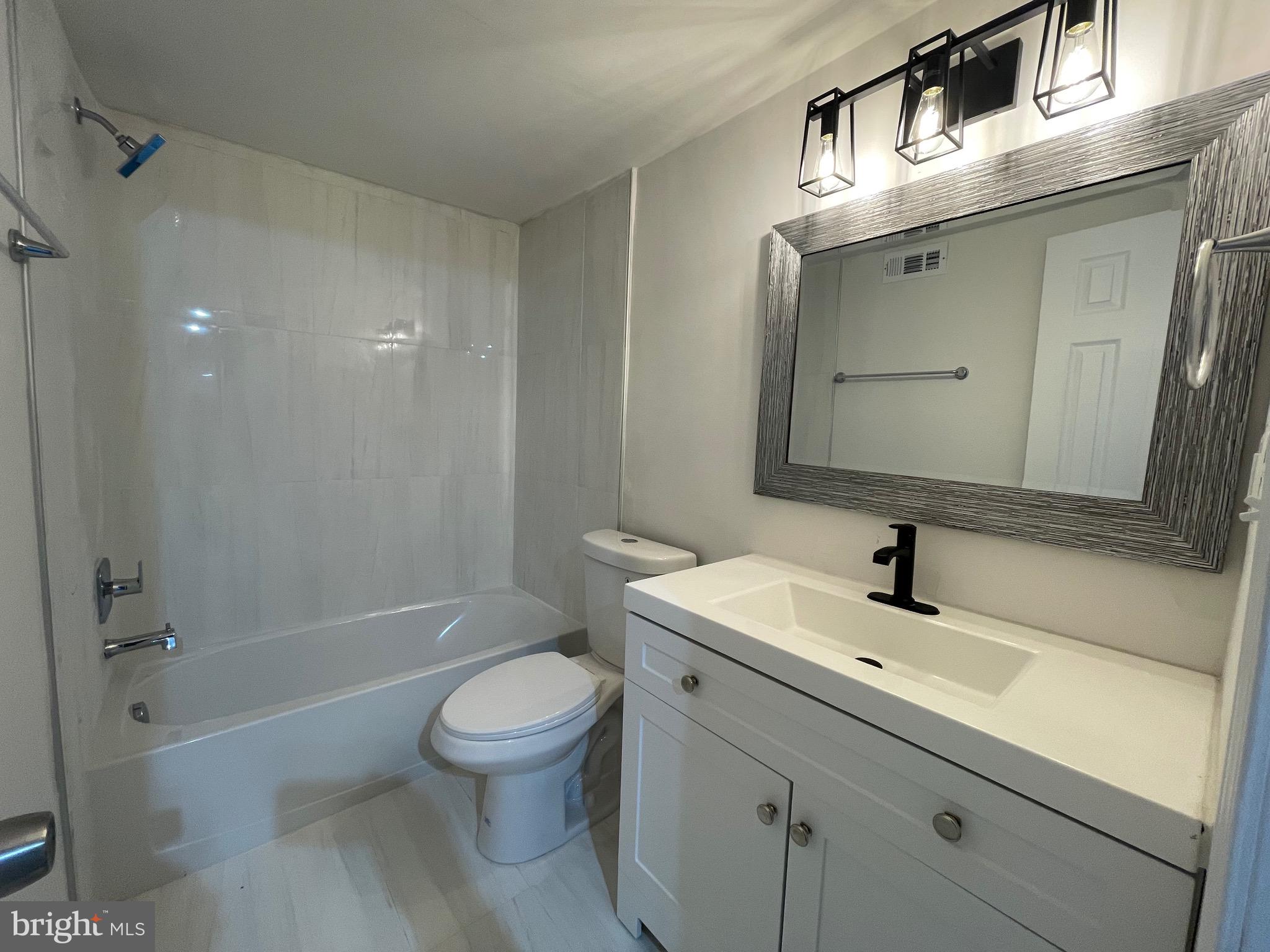 HILLCREST HEIGHTS - Residential