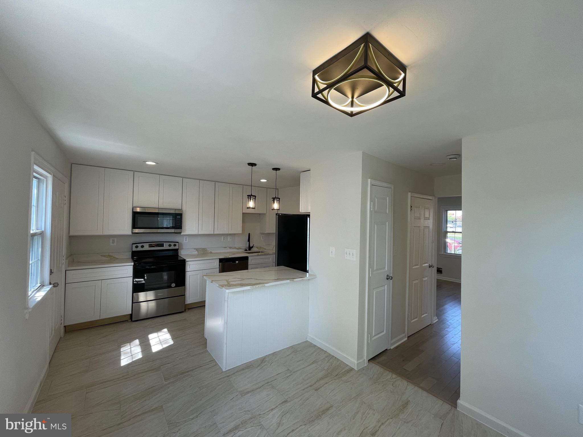 HILLCREST HEIGHTS - Residential