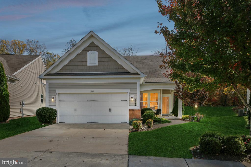 Photo of 187 Denison Street, FREDERICKSBURG, VA 22406 (MLS # VAST2043866)