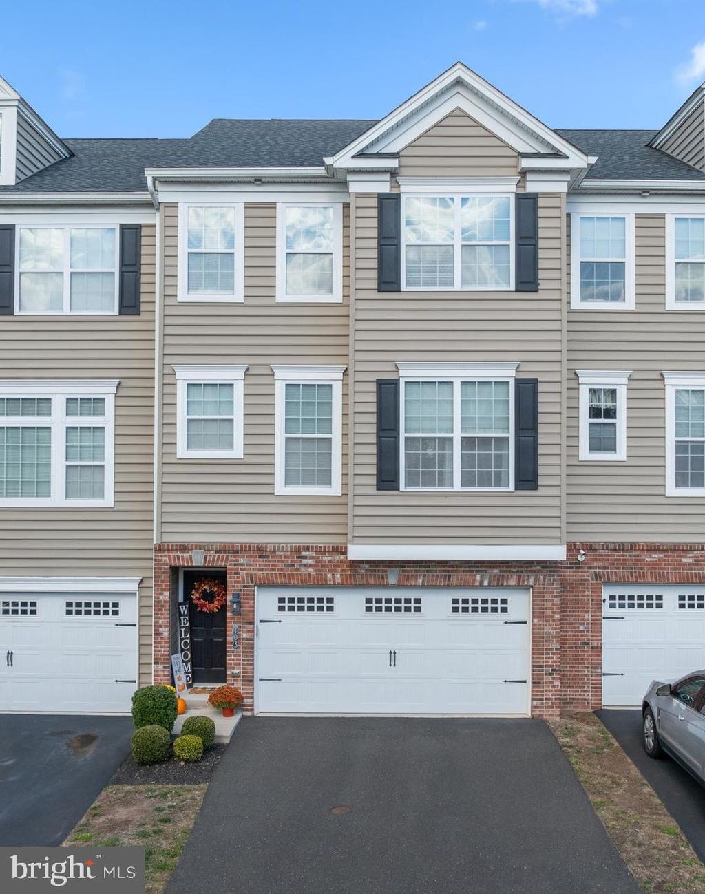 Photo of 103 Arlington Lane, TELFORD, PA 18969 (MLS # PAMC2159278)