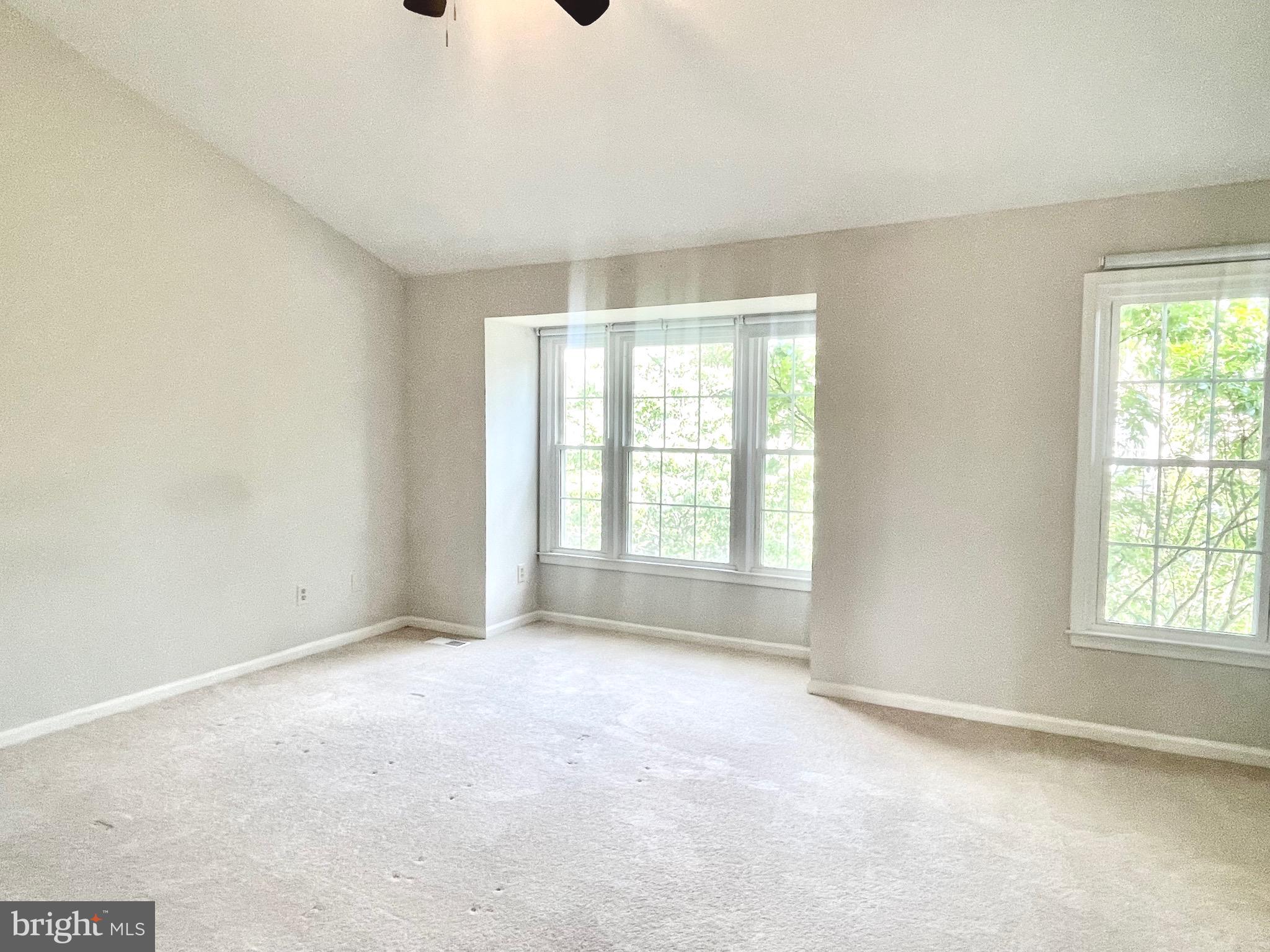 SULLY STATION - Residential