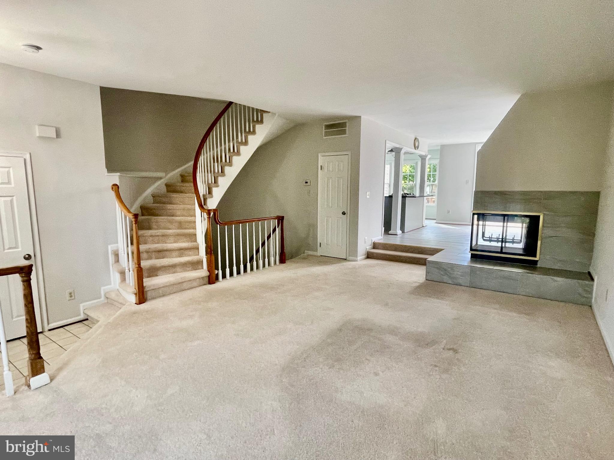 SULLY STATION - Residential