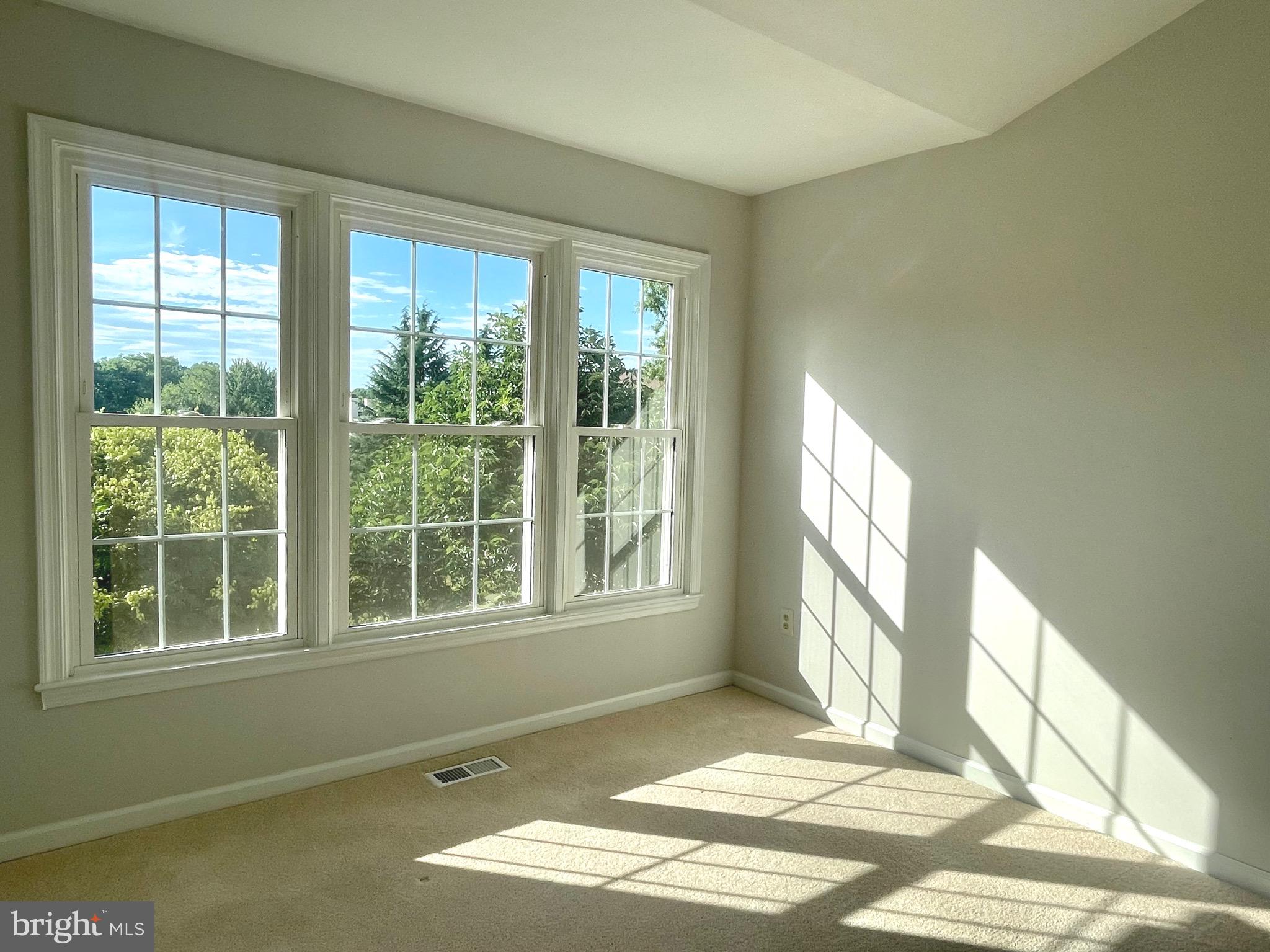 SULLY STATION - Residential