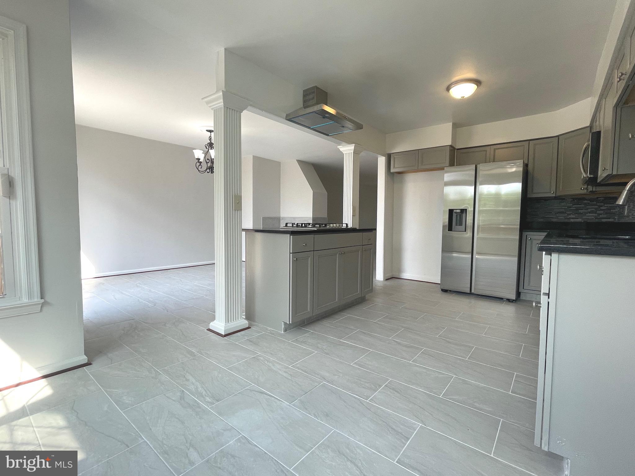 SULLY STATION - Residential