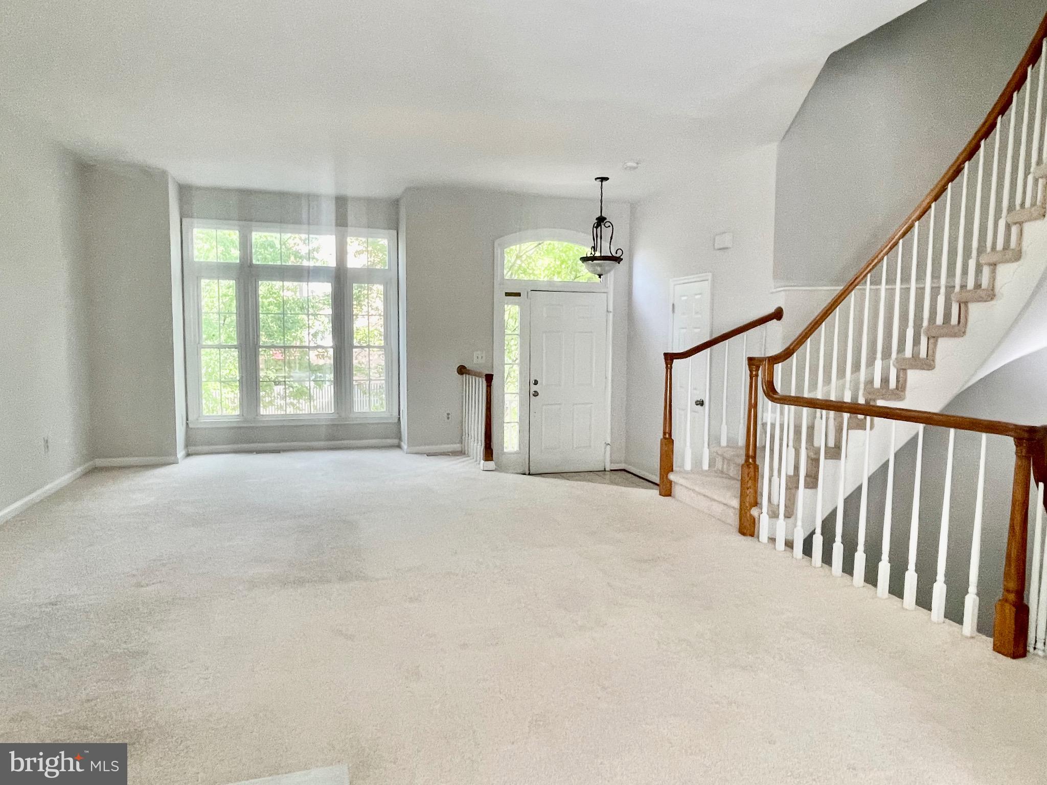 SULLY STATION - Residential