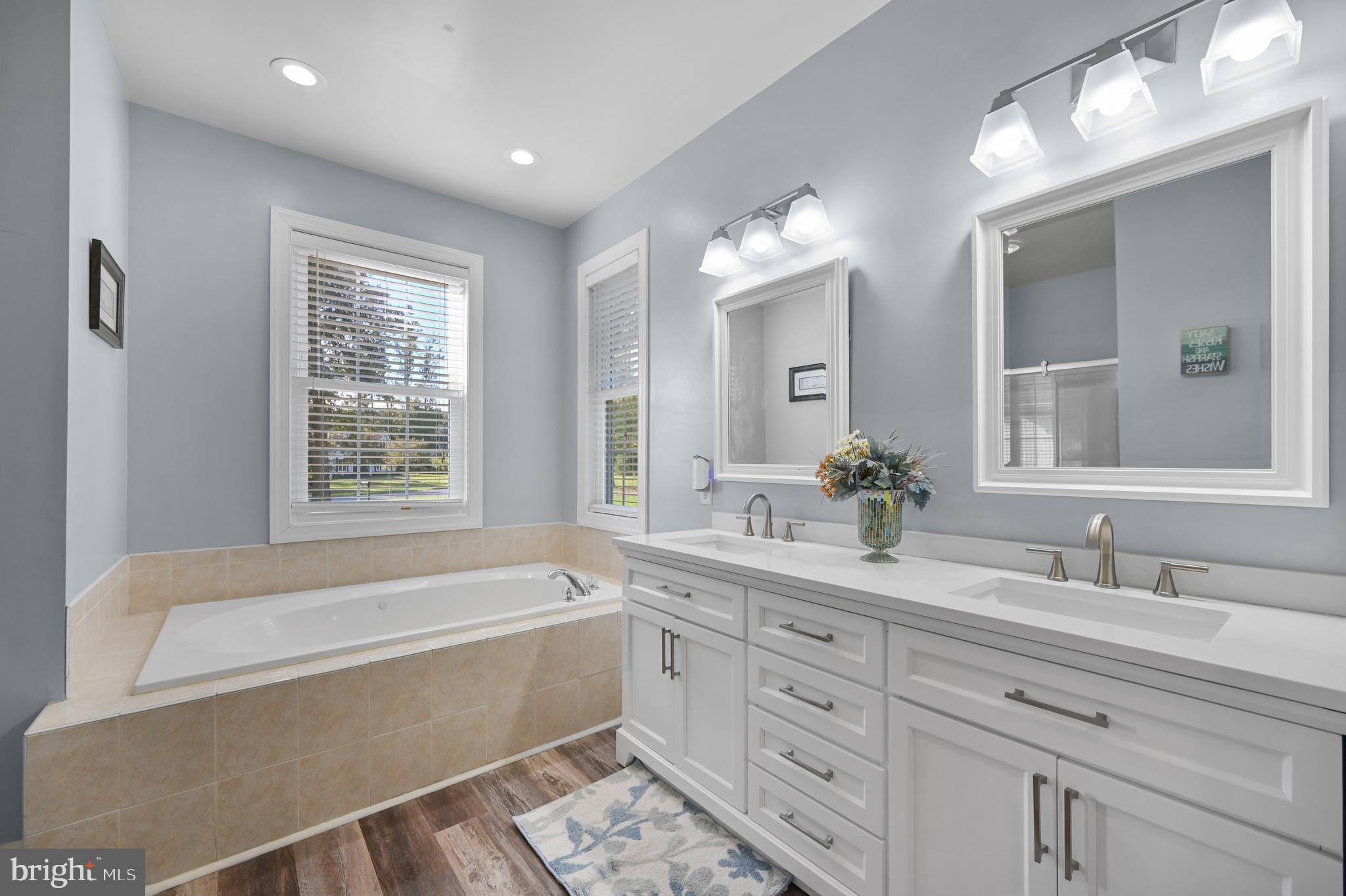 DEERE COUNTRY - Residential