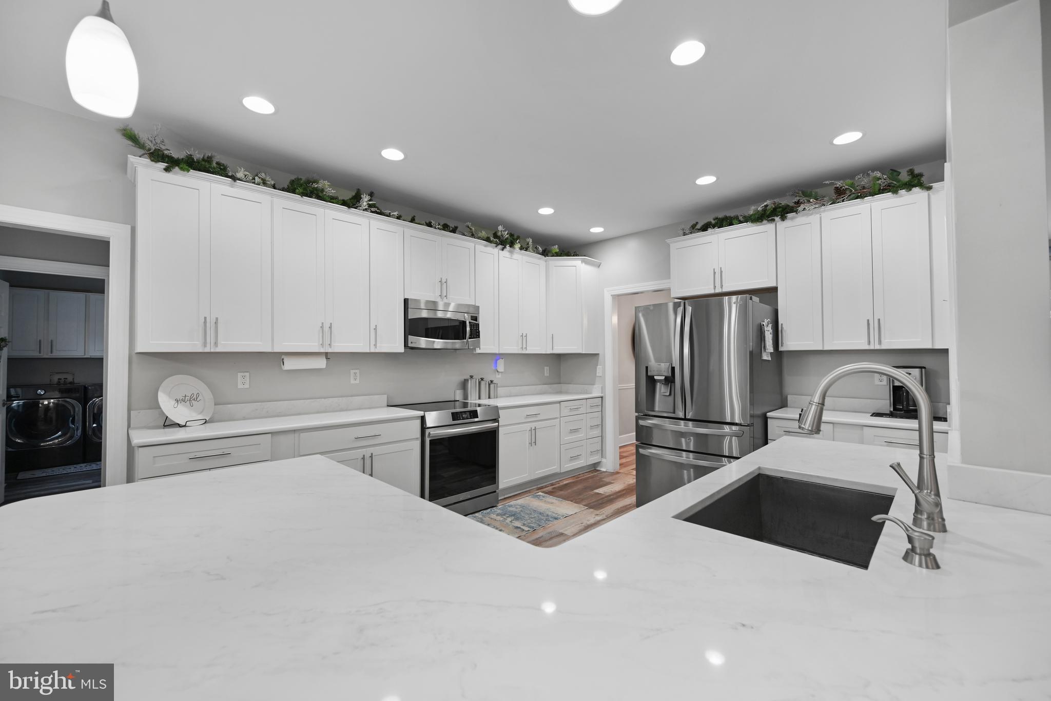 DEERE COUNTRY - Residential