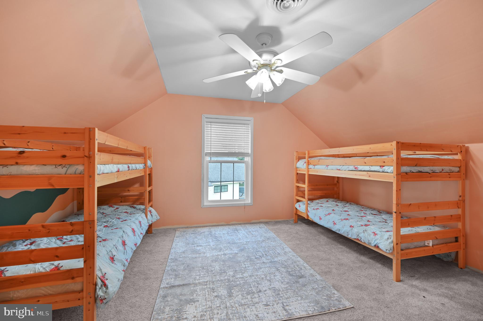 DEERE COUNTRY - Residential