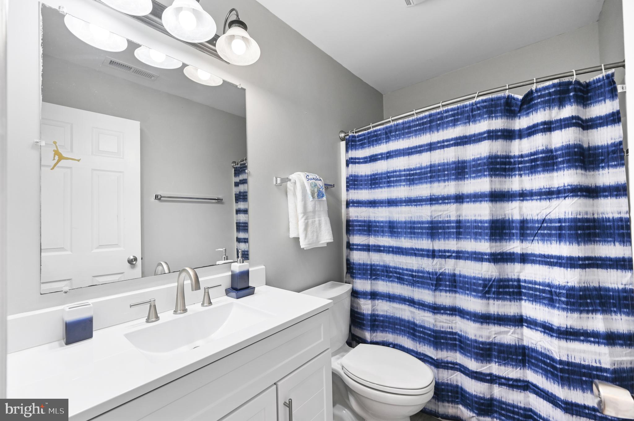 DEERE COUNTRY - Residential