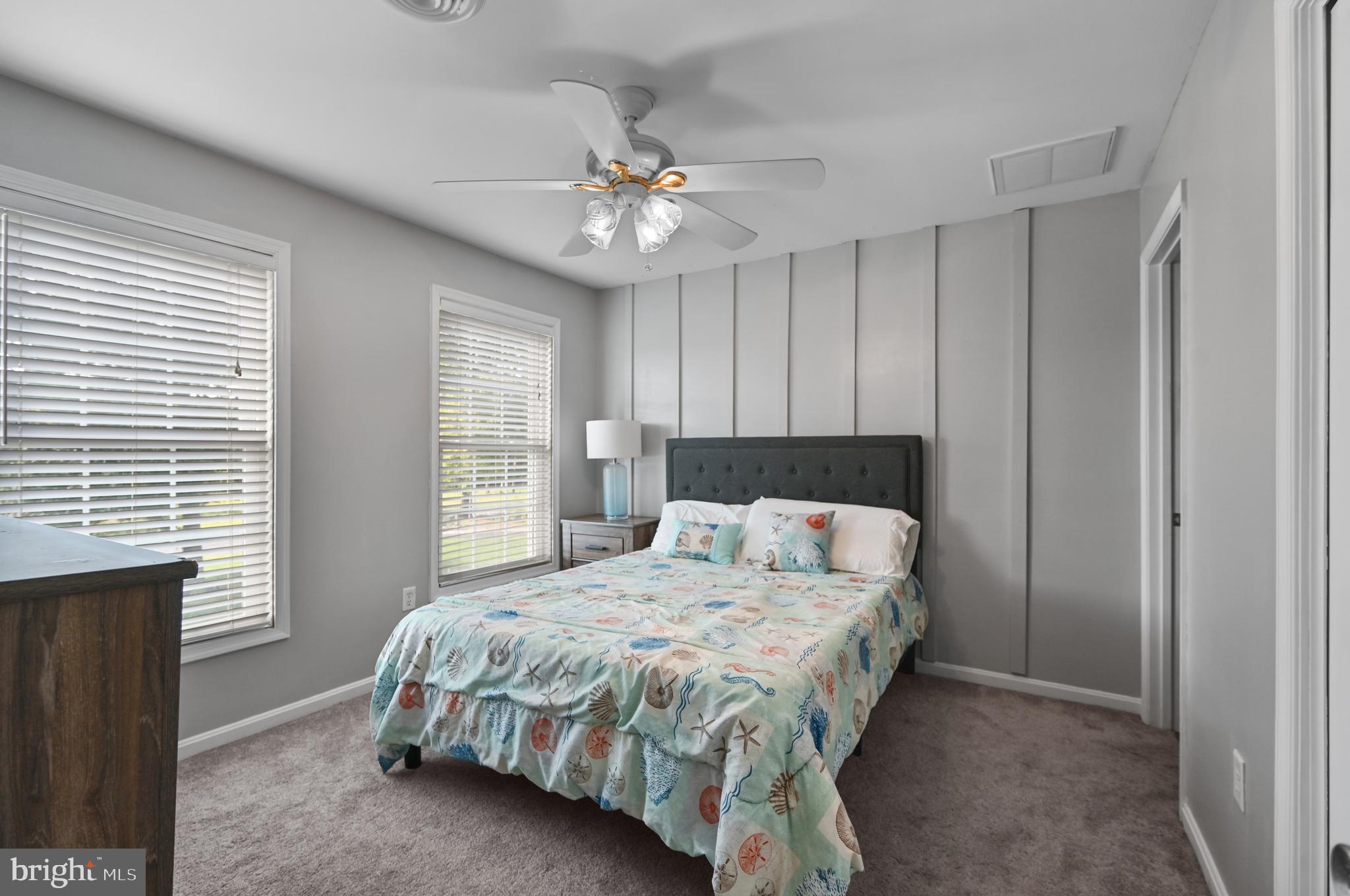 DEERE COUNTRY - Residential