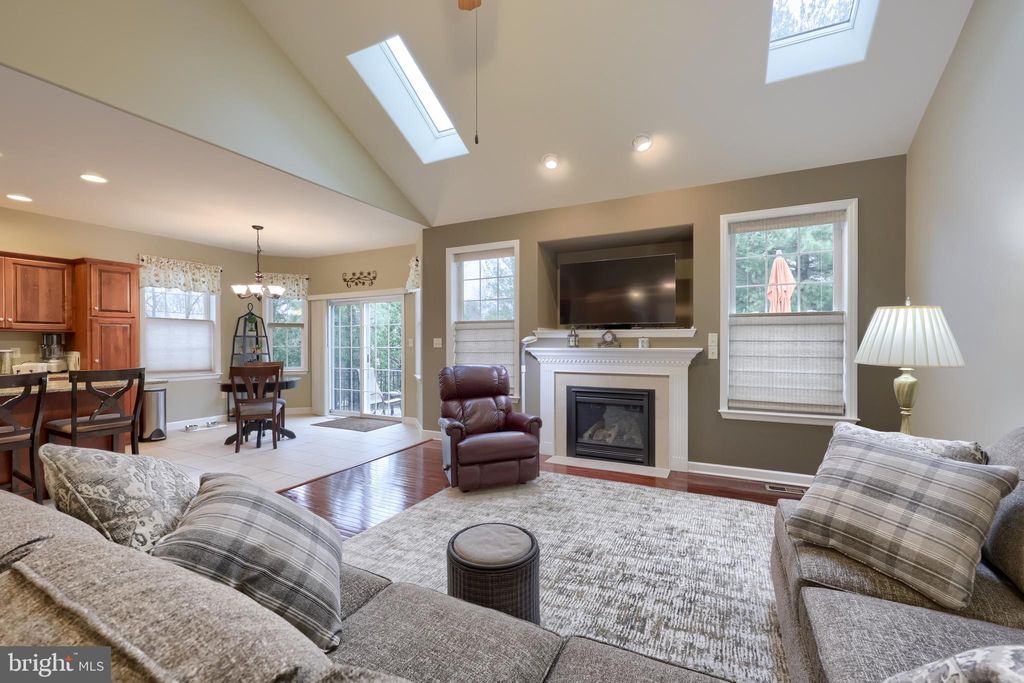 Photo of 14 Chamberlain Lane, MILLERSVILLE, PA 17551 (MLS # PALA2084580)