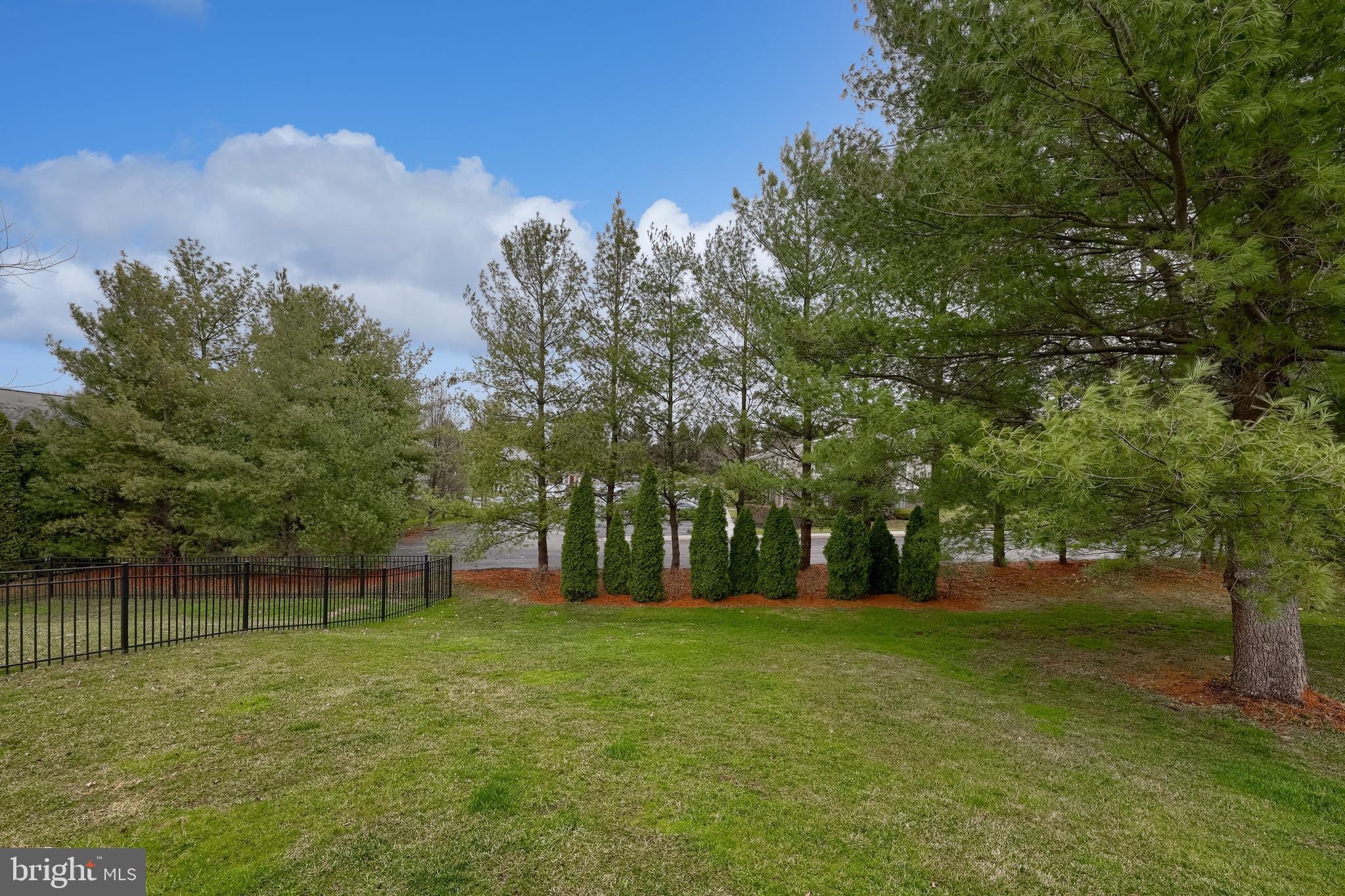 LAFAYETTE PLACE - Residential