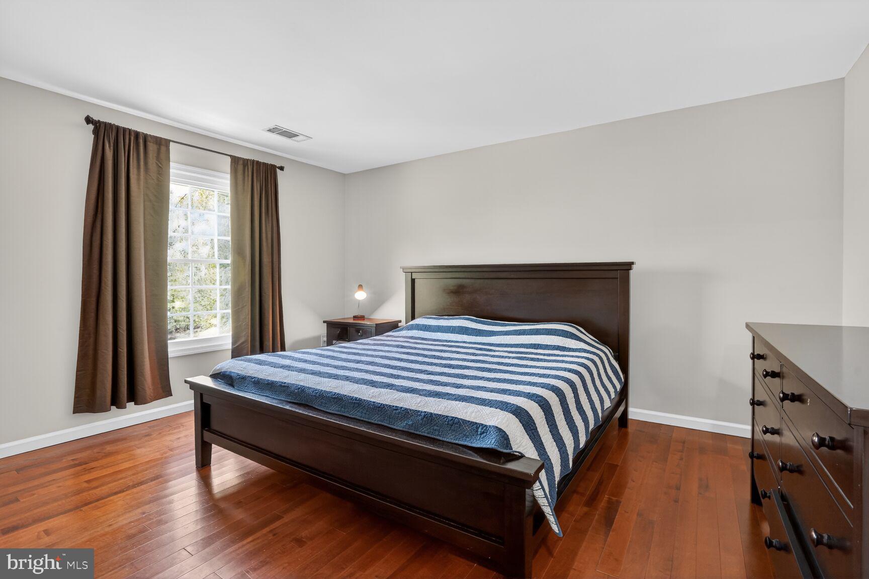 VALE PARK WEST - Residential