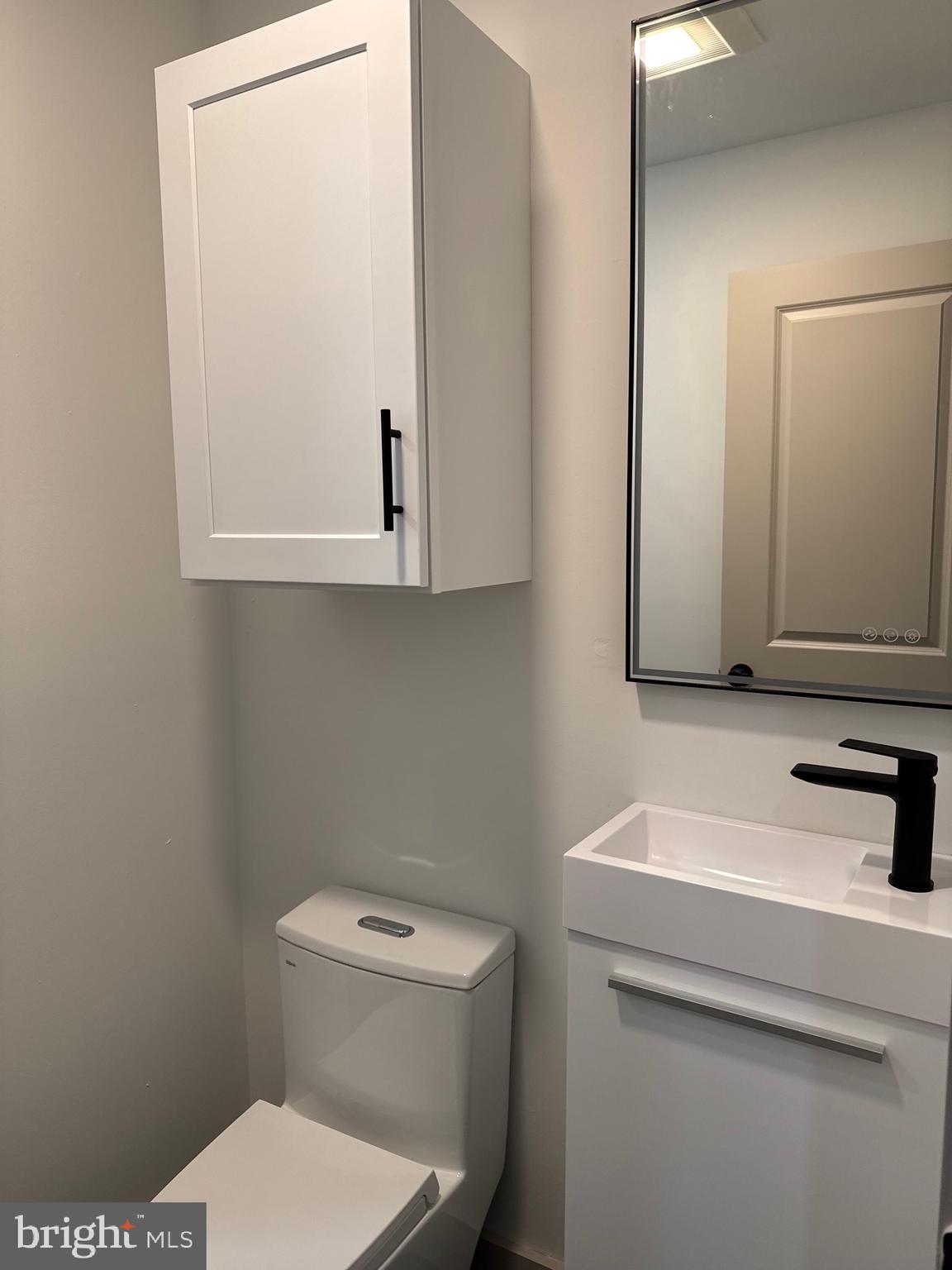 TEMPLE UNIVERSITY - Residential Lease