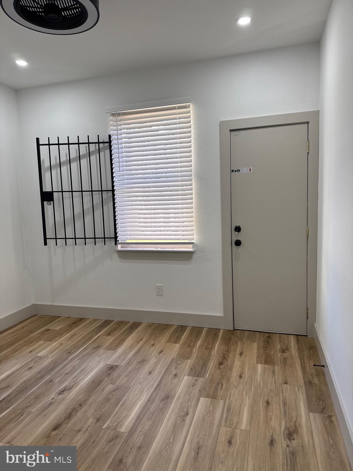 TEMPLE UNIVERSITY - Residential Lease