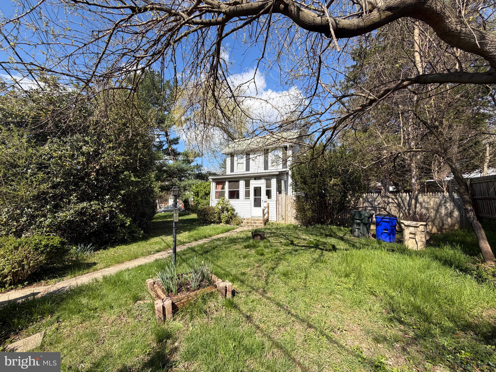 5014 DELAWARE STREET