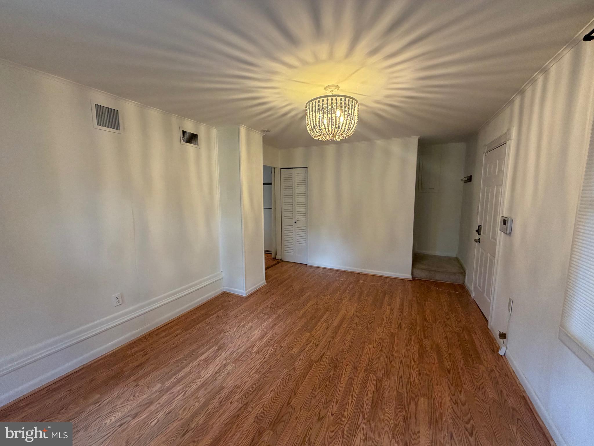 5014 DELAWARE STREET