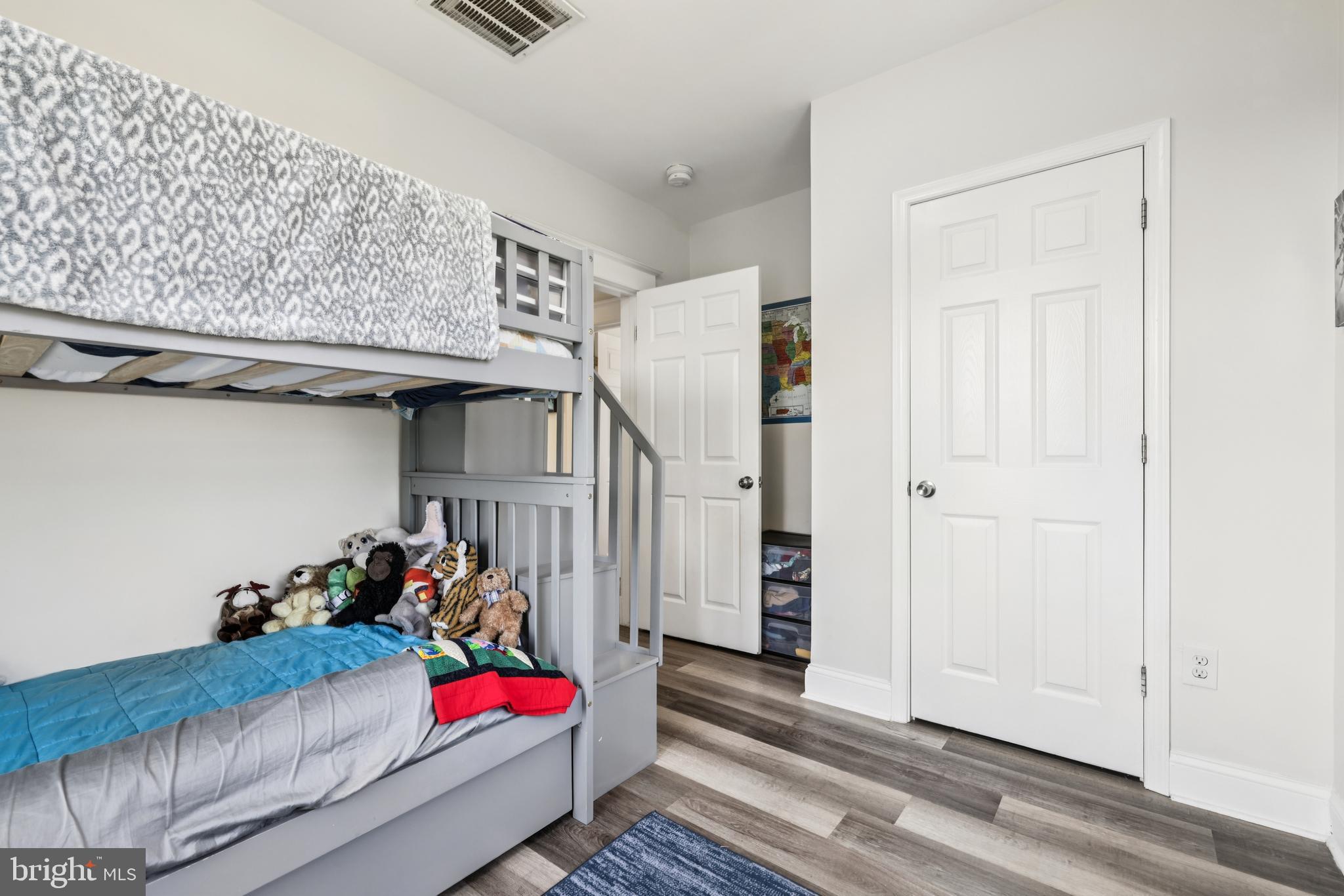 BROOKLYN HEIGHTS - Residential