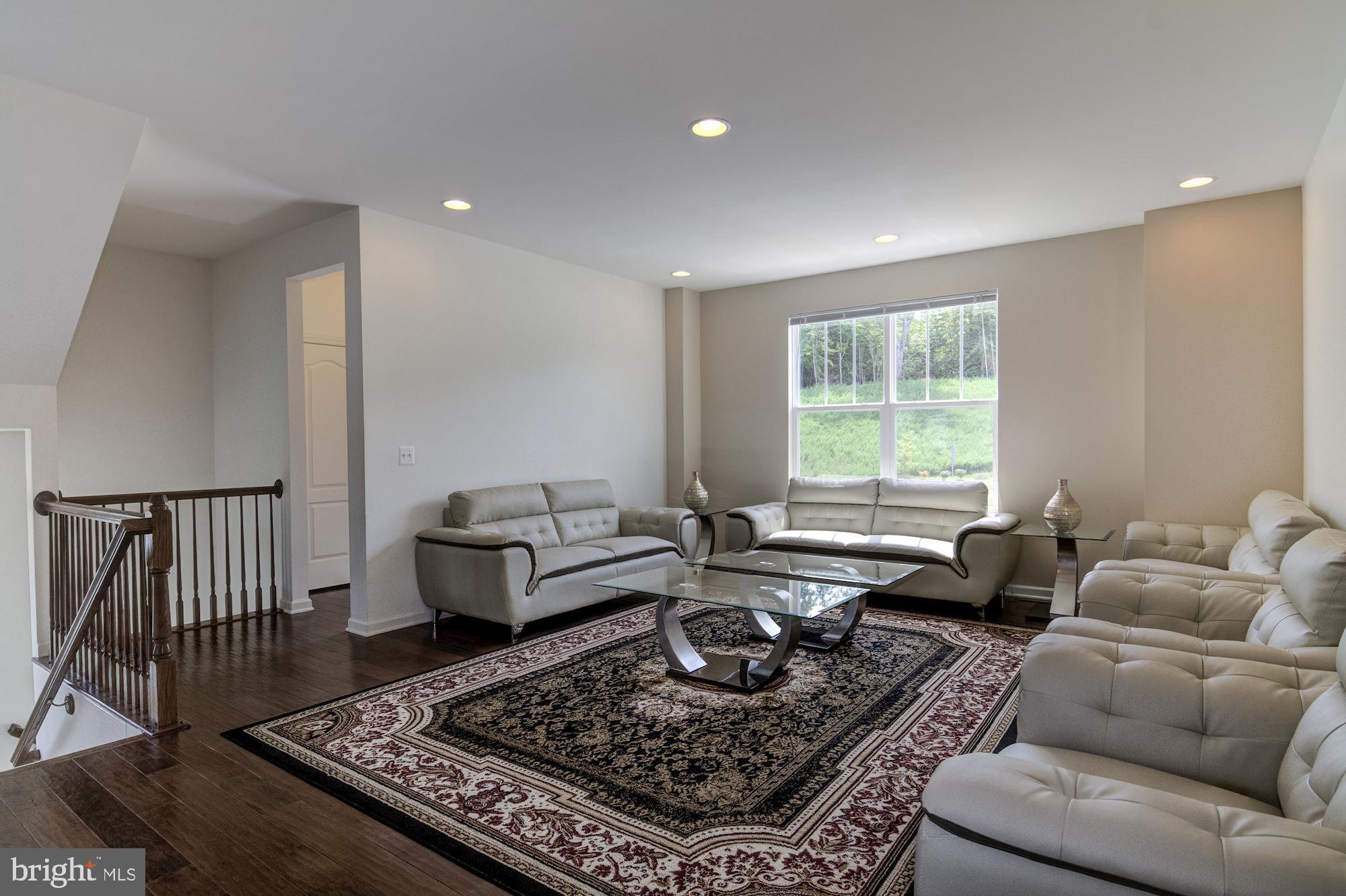 COLONIAL FORGE - Residential