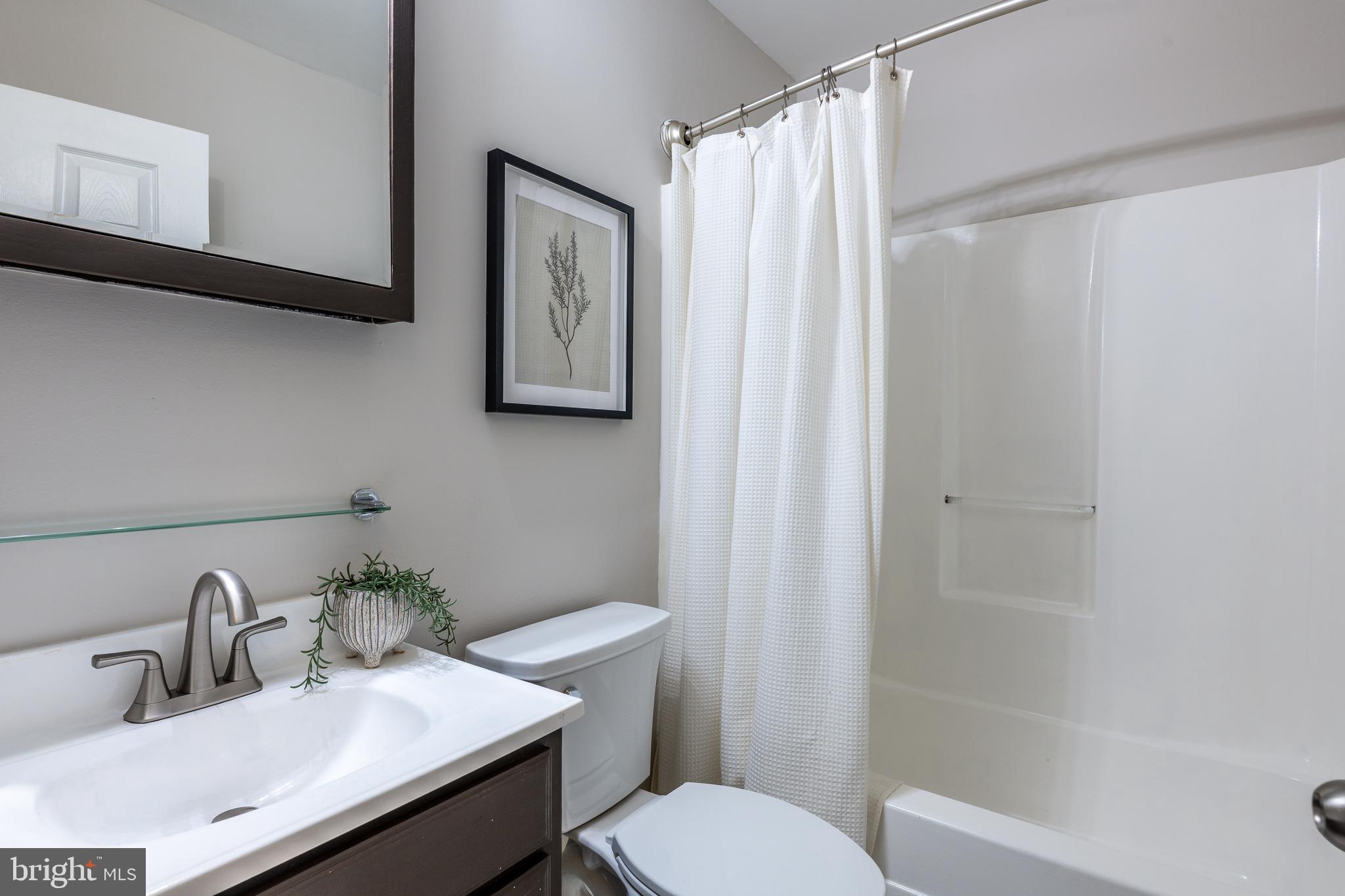 ROCK CREEK ESTATES - Residential