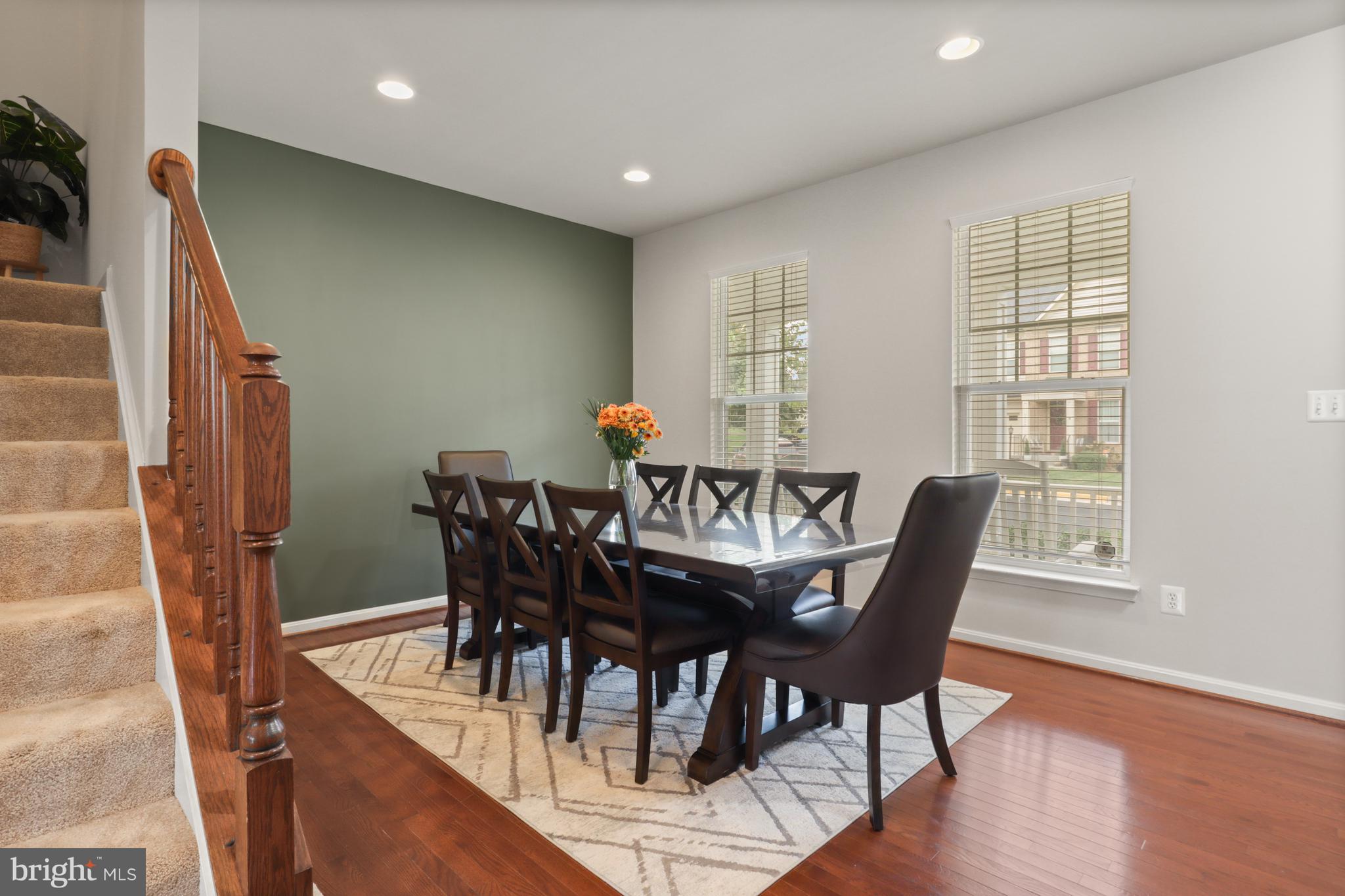 PEMBROOKE - Residential