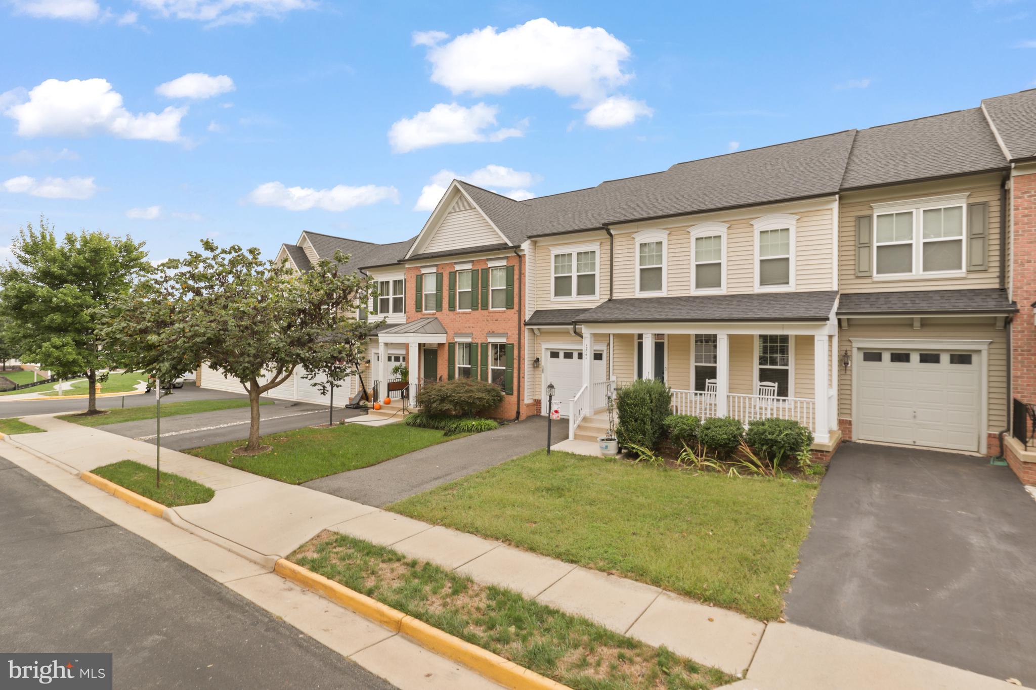 12041 LAKE DORIAN DRIVE
