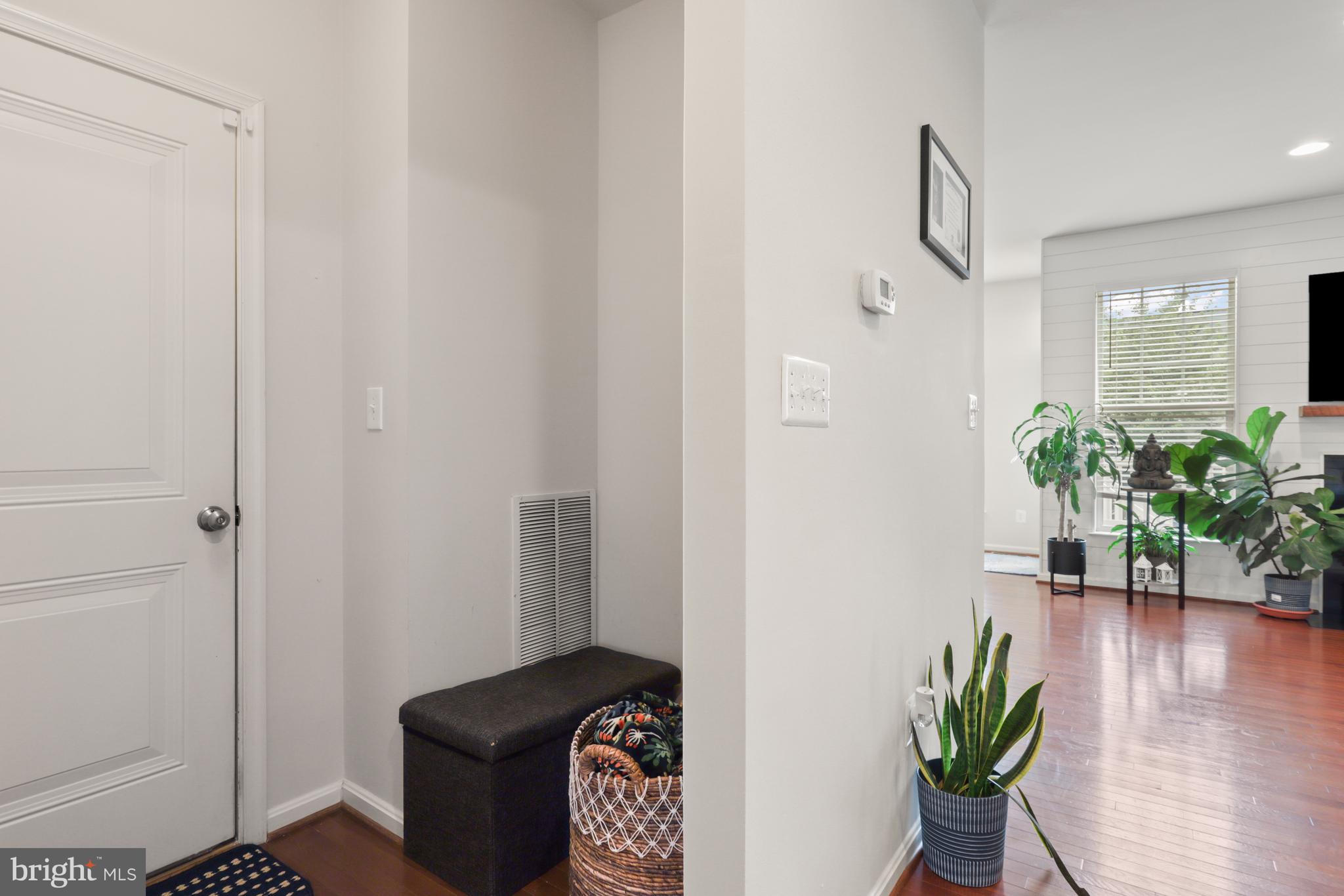 PEMBROOKE - Residential