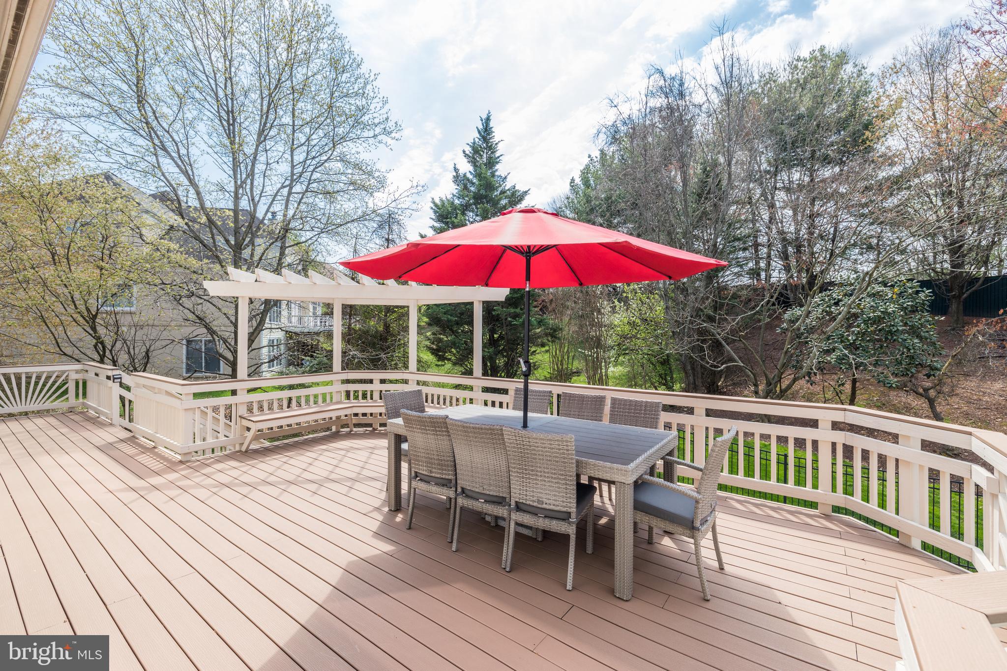 MCLEAN HUNDRED - Residential