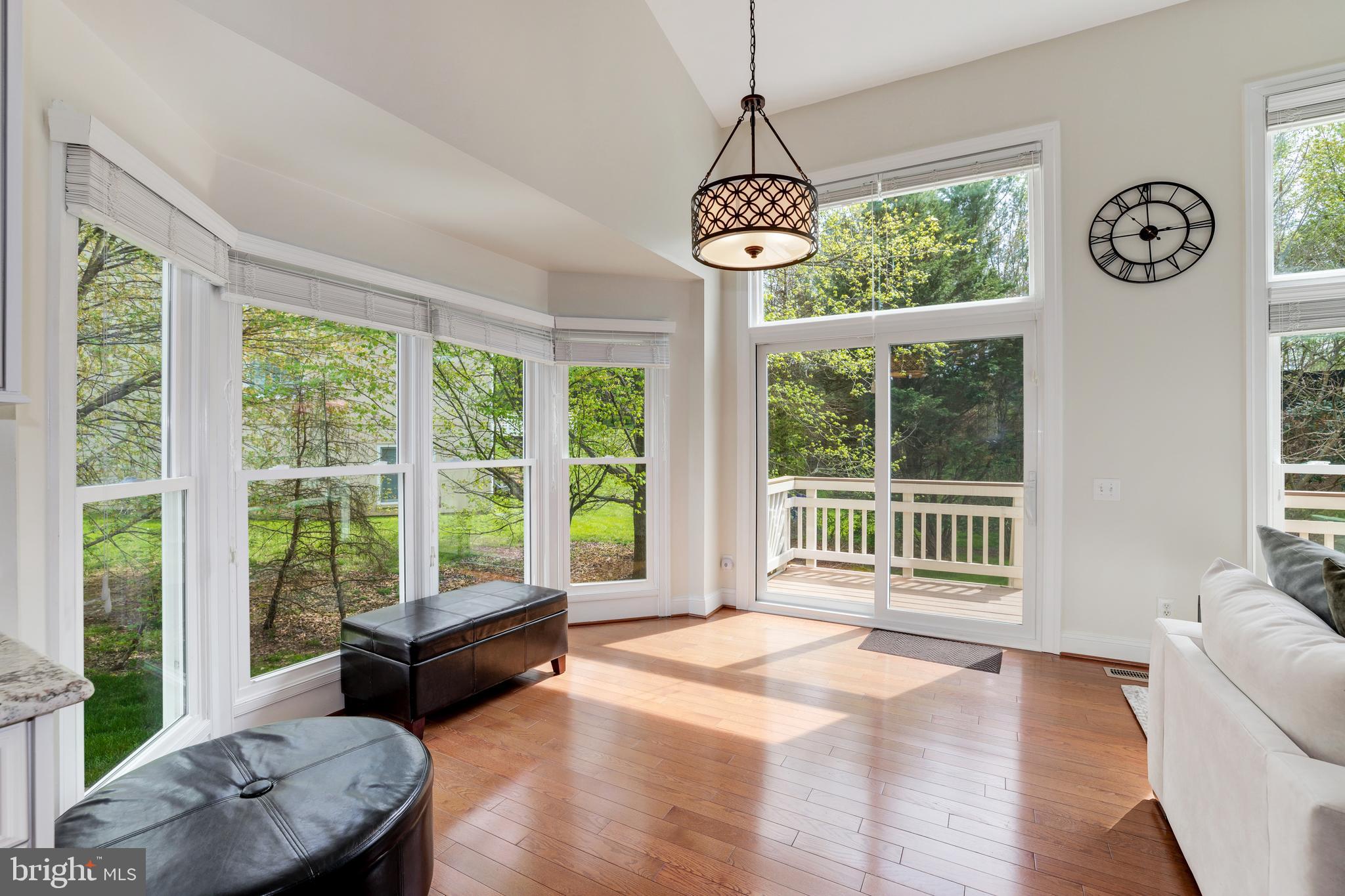 MCLEAN HUNDRED - Residential