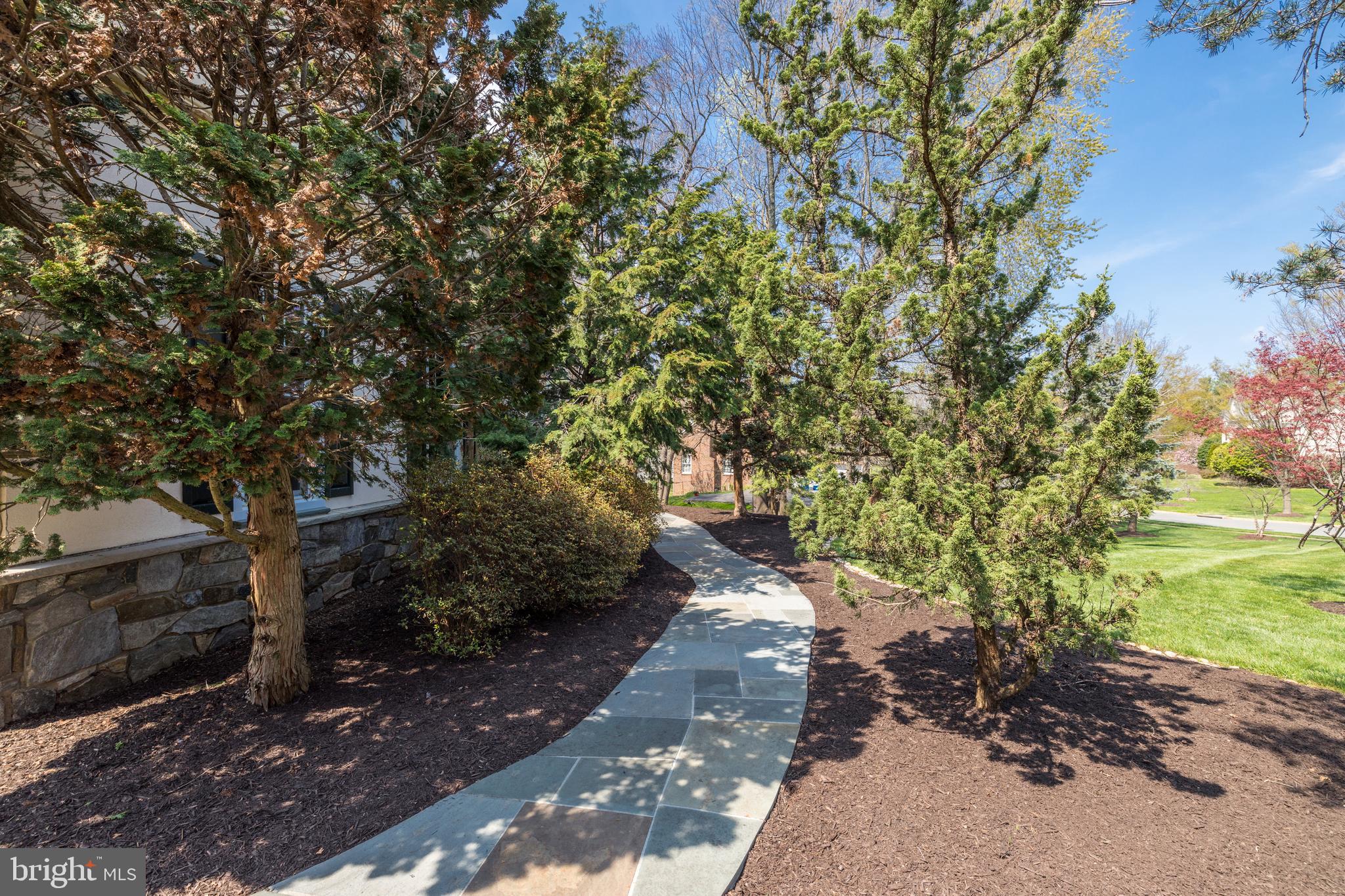 MCLEAN HUNDRED - Residential