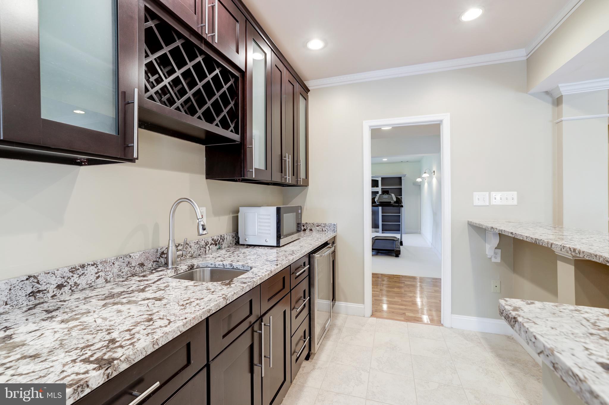 MCLEAN HUNDRED - Residential