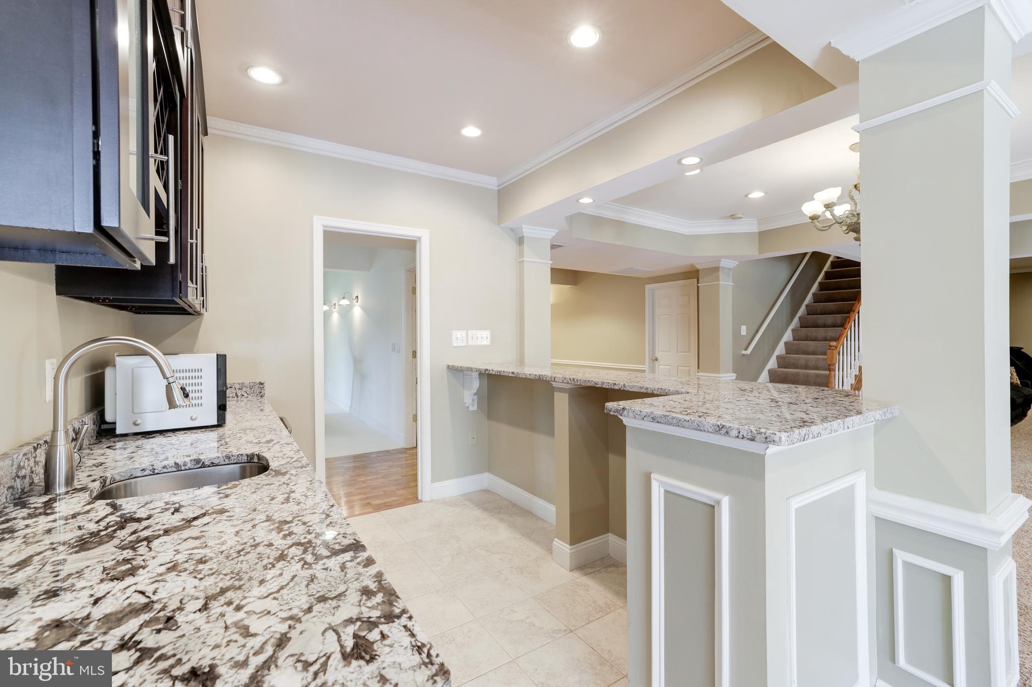 MCLEAN HUNDRED - Residential