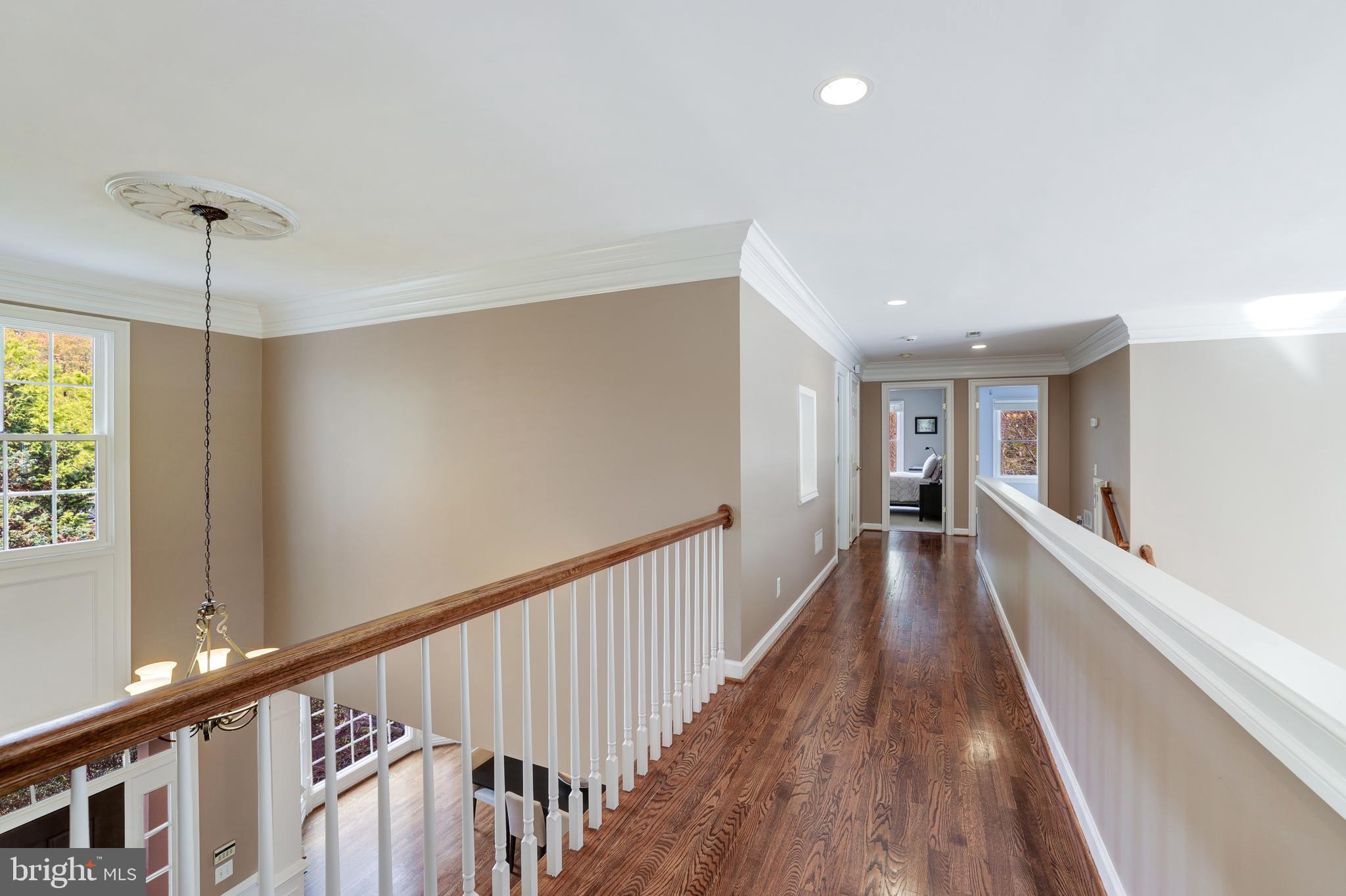 MCLEAN HUNDRED - Residential