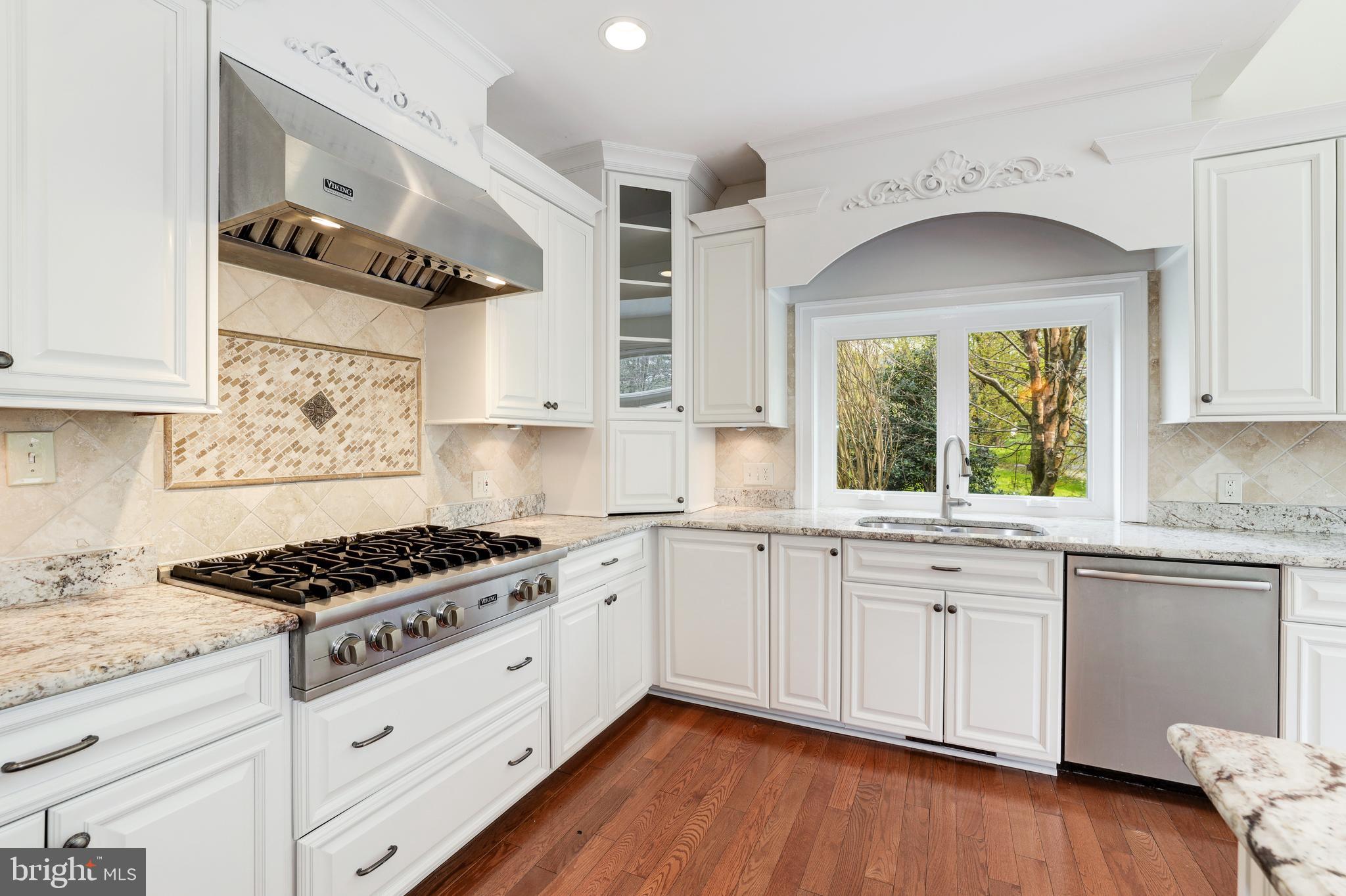 MCLEAN HUNDRED - Residential