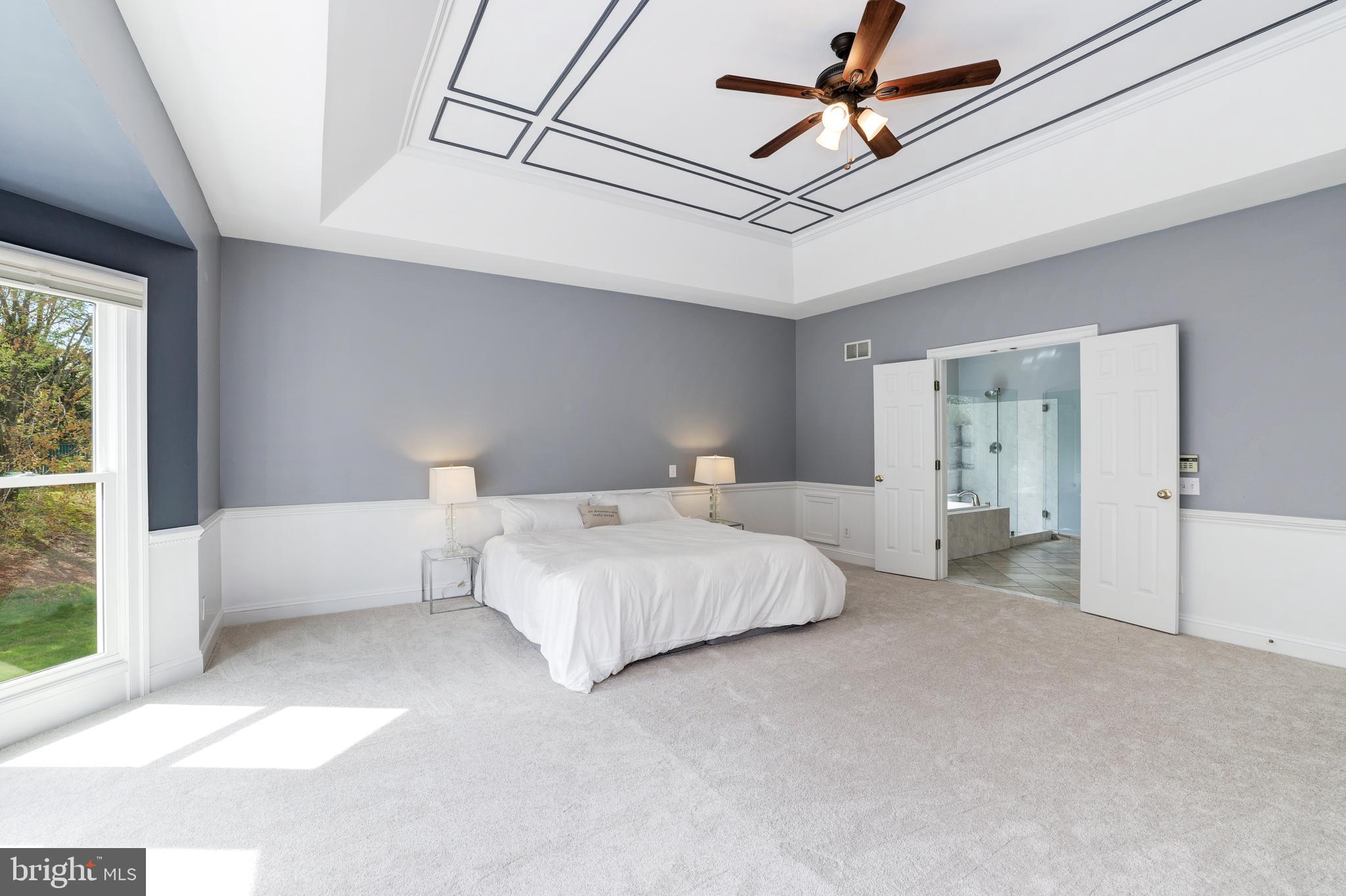 MCLEAN HUNDRED - Residential