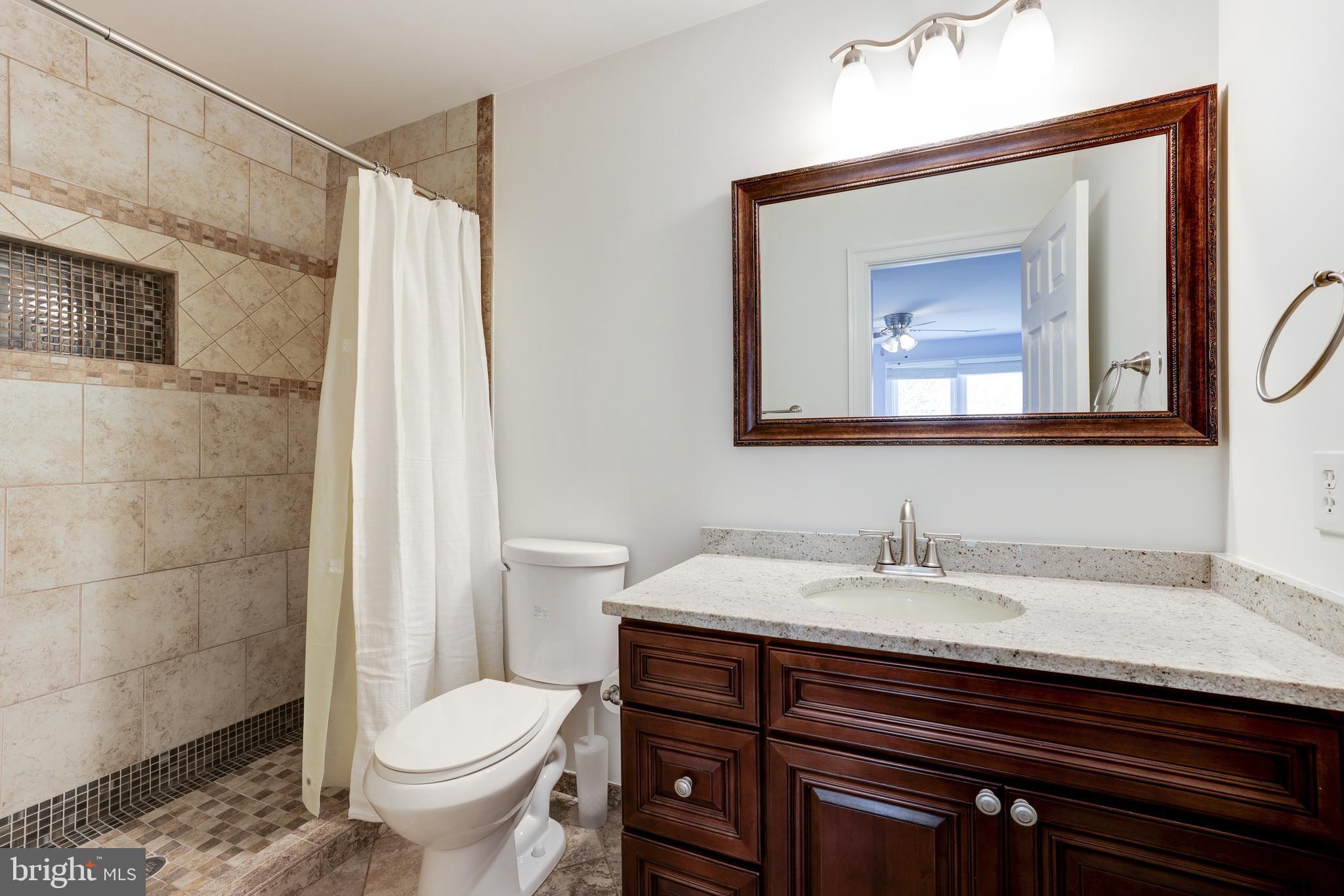 MCLEAN HUNDRED - Residential