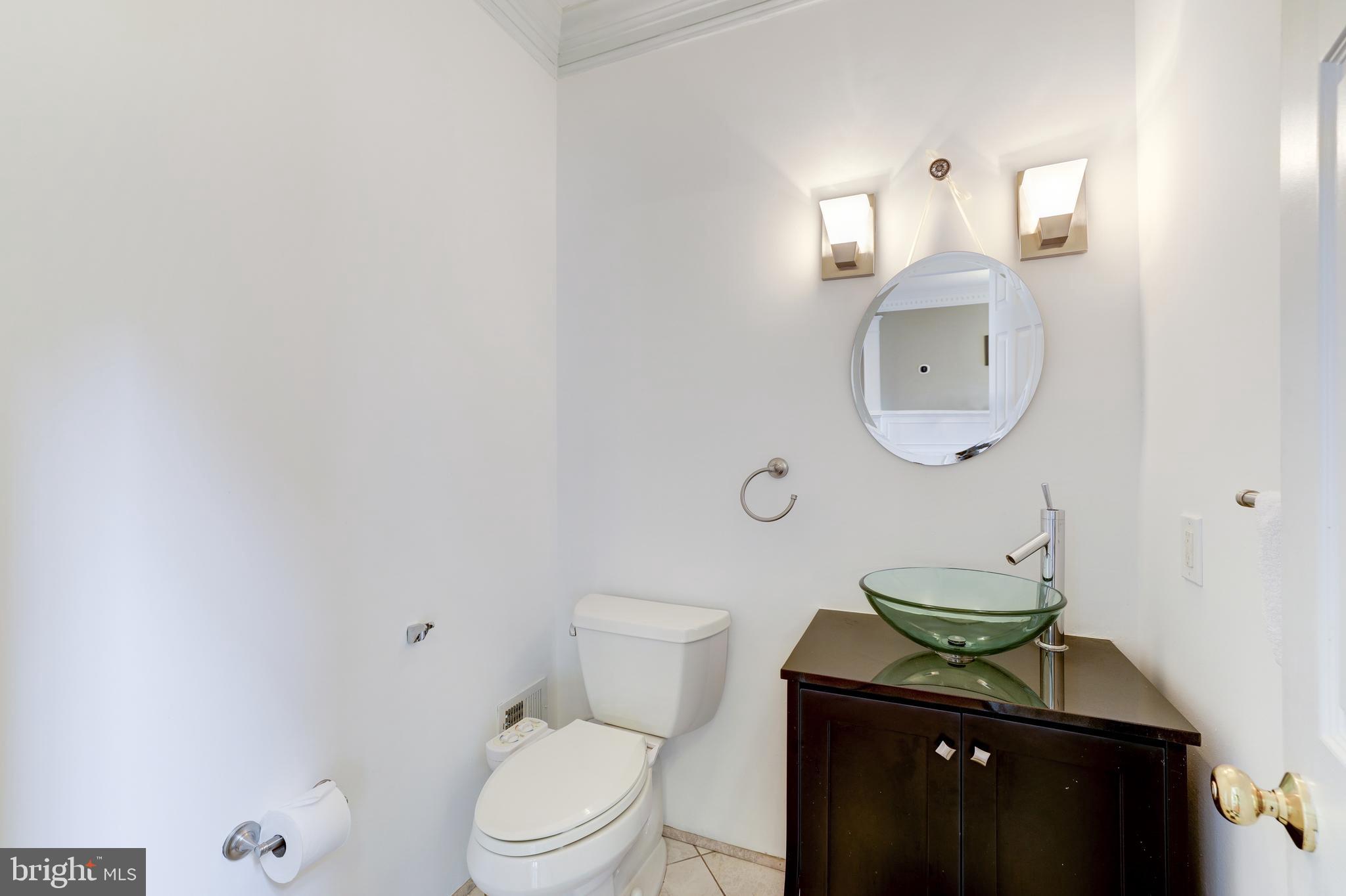 MCLEAN HUNDRED - Residential