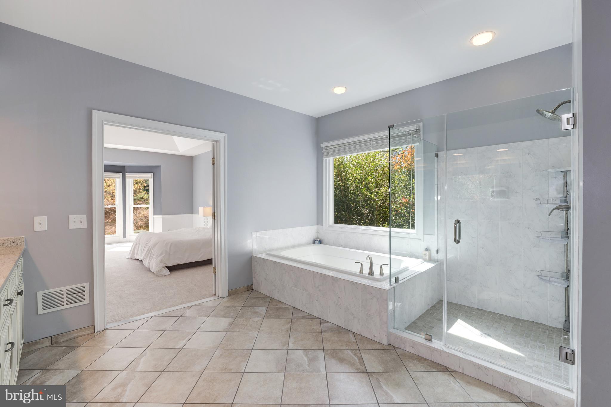 MCLEAN HUNDRED - Residential