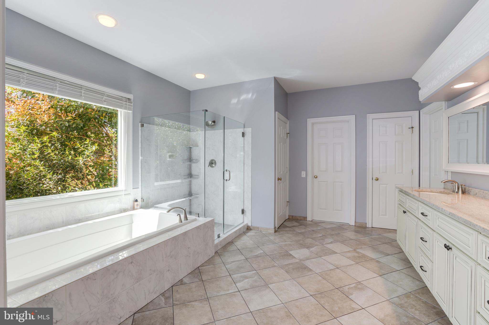 MCLEAN HUNDRED - Residential