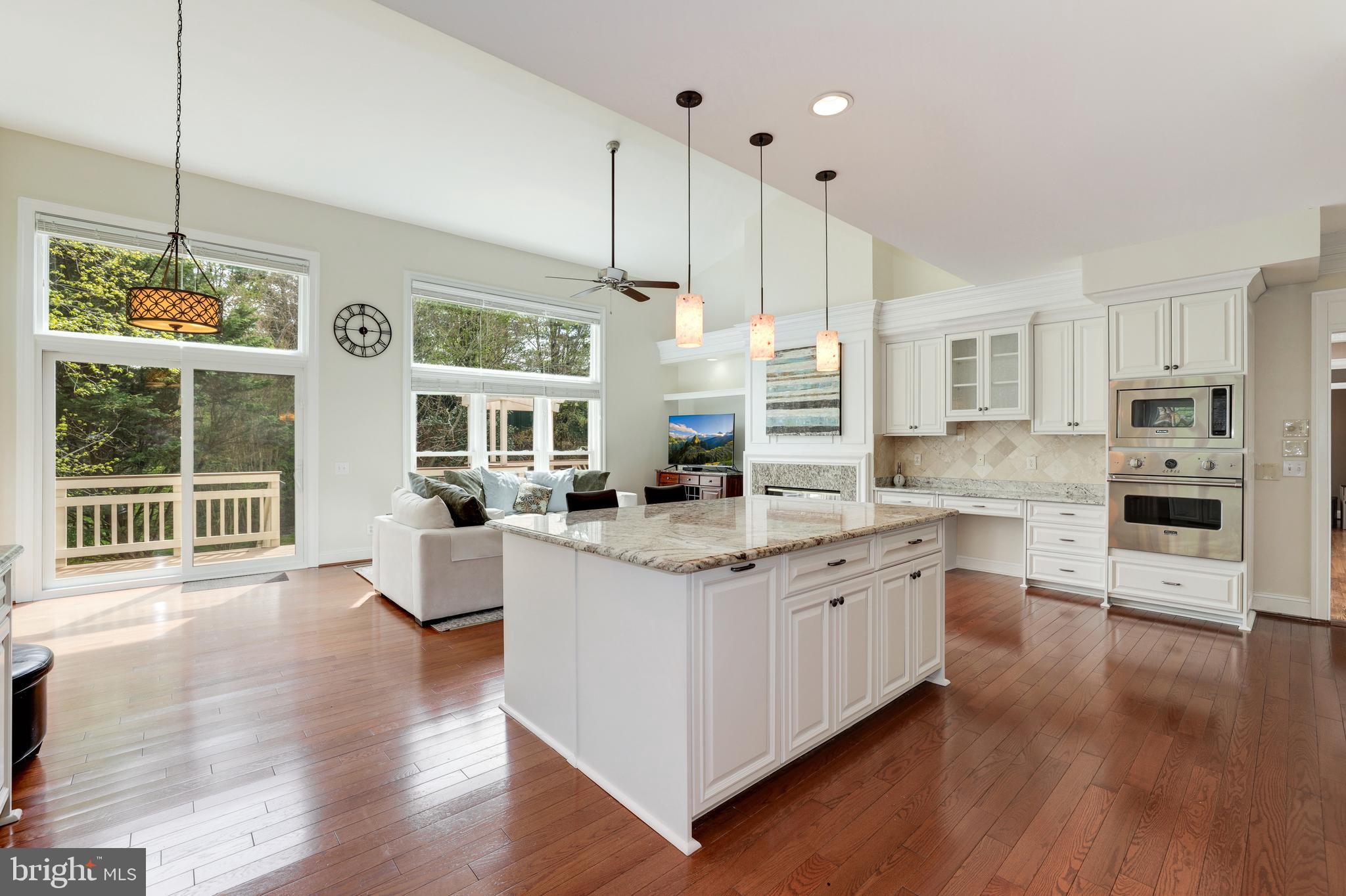 MCLEAN HUNDRED - Residential