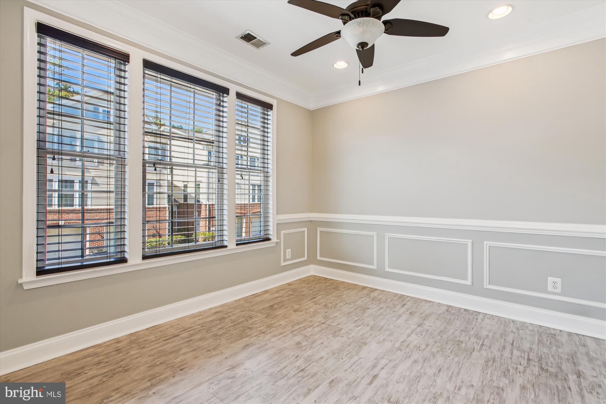 GROVETON WOODS - Residential Lease