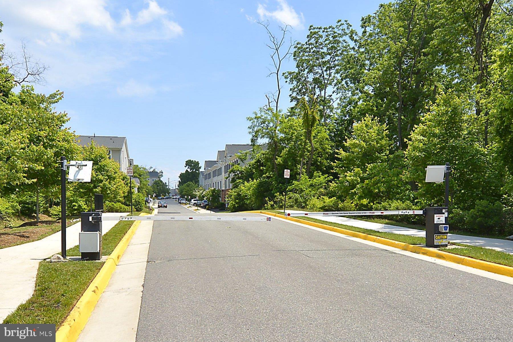 GROVETON WOODS - Residential Lease